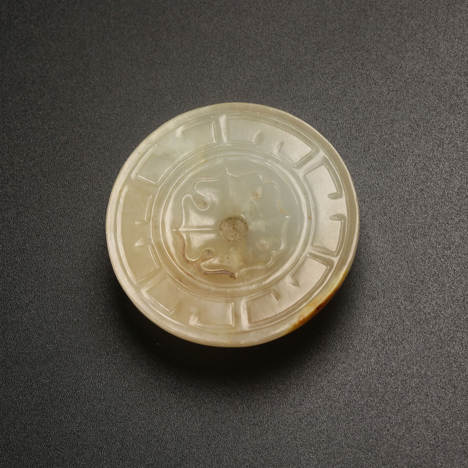 A ARCHAIC JADE SWORD POMMEL (1 of 8)