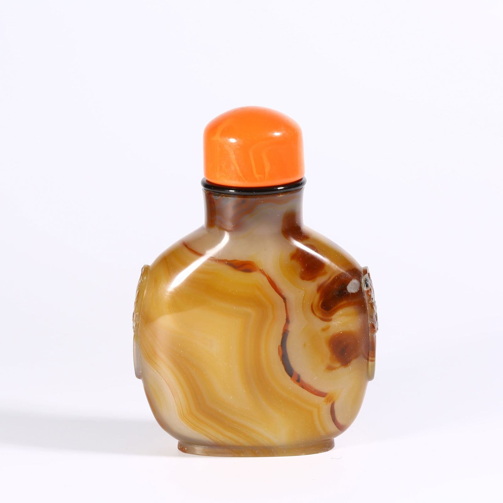 A AGATE SNUFF BOTTLE: Agate snuff bottle