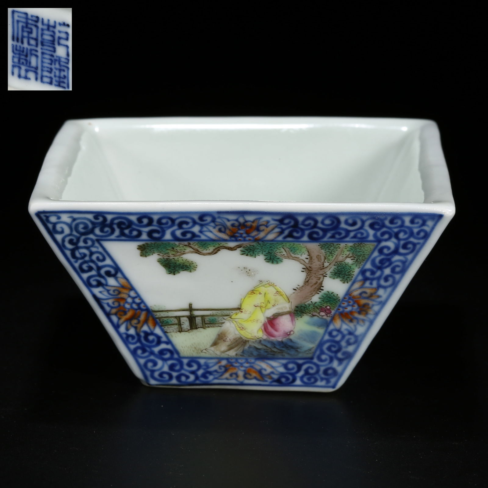 A FAMILLE ROSE SQUARE DOU CUP WITH SCHOLAR SCENE DESIGN: Famille rose square dou cup with scholar scene design