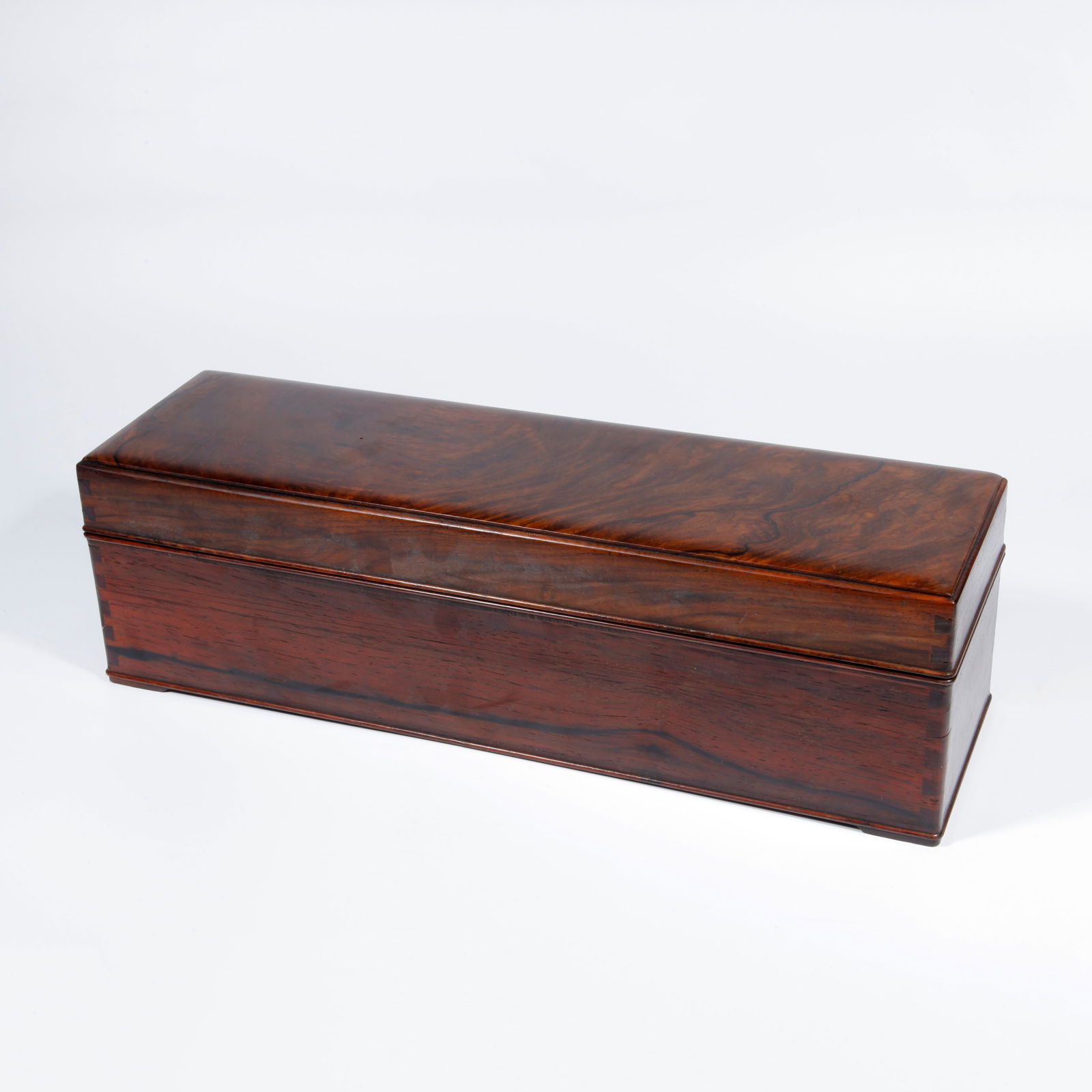 A ZITAN WOOD CARVING COVERED BOX (1 of 10)