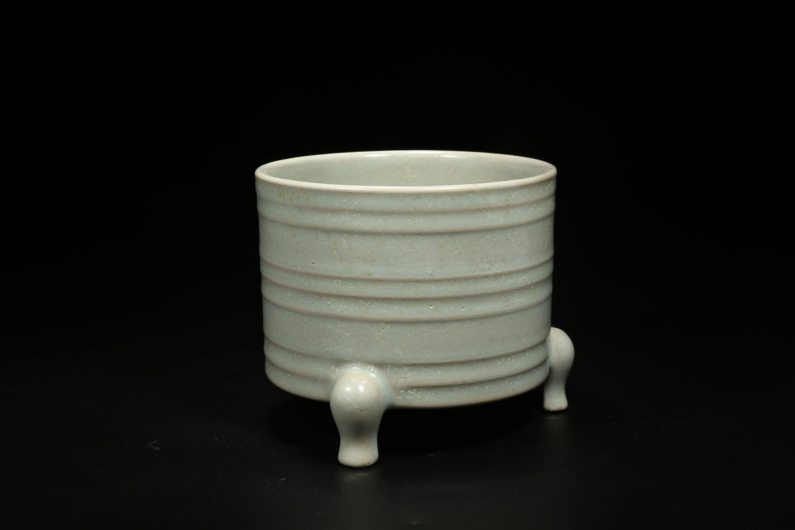 A RU-TYPE TRIPOD CYLINDRICAL CENSER WITH STRING PATTERN - 2