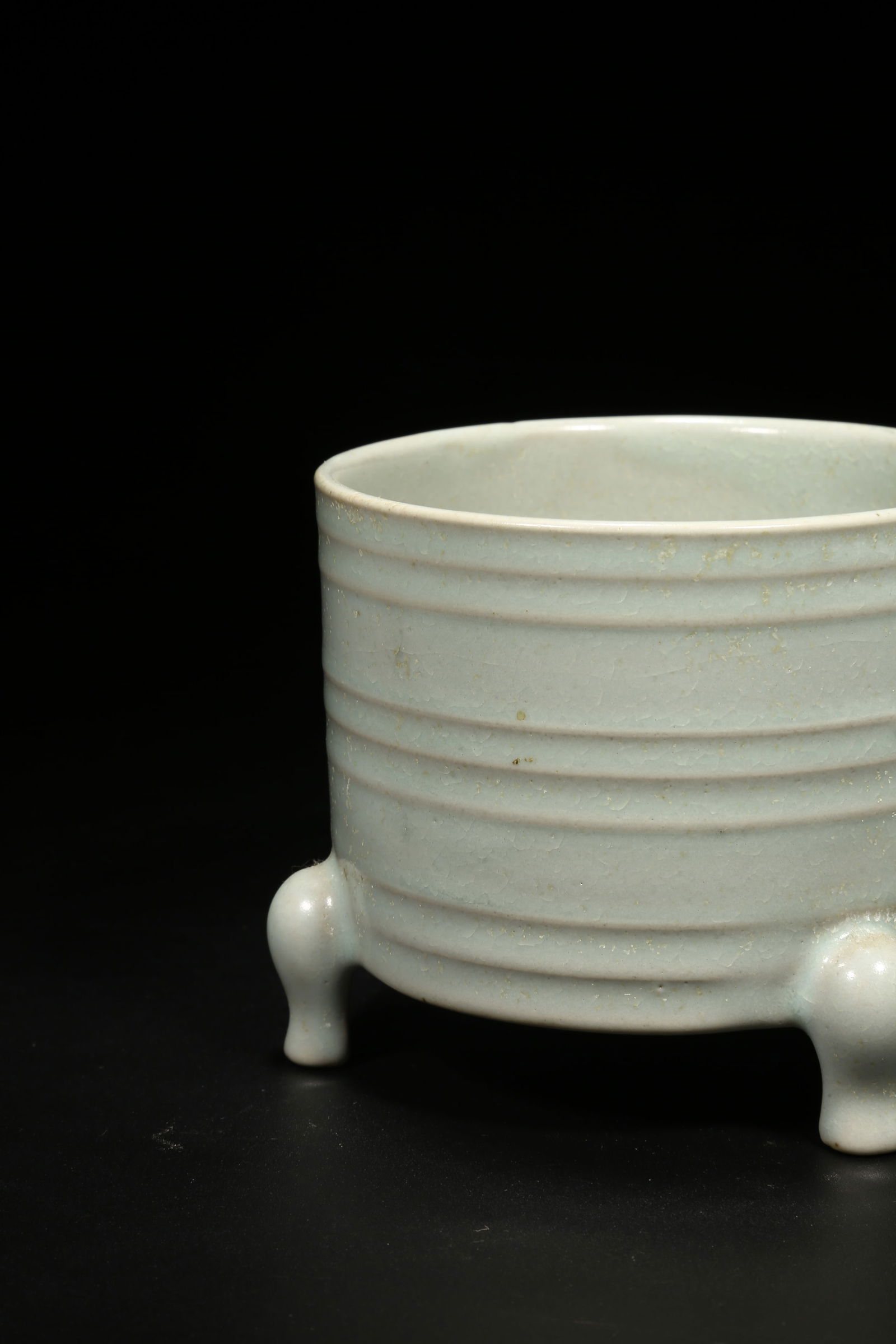 A RU-TYPE TRIPOD CYLINDRICAL CENSER WITH STRING PATTERN - 5