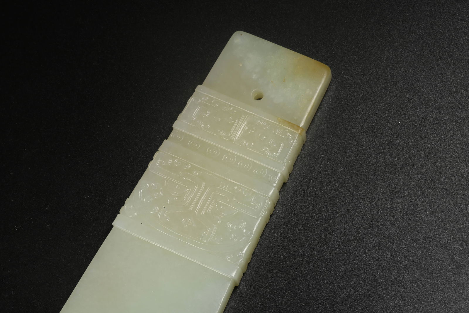 A HETIAN JADE BEAST-FACE PATTERN AXE - 8