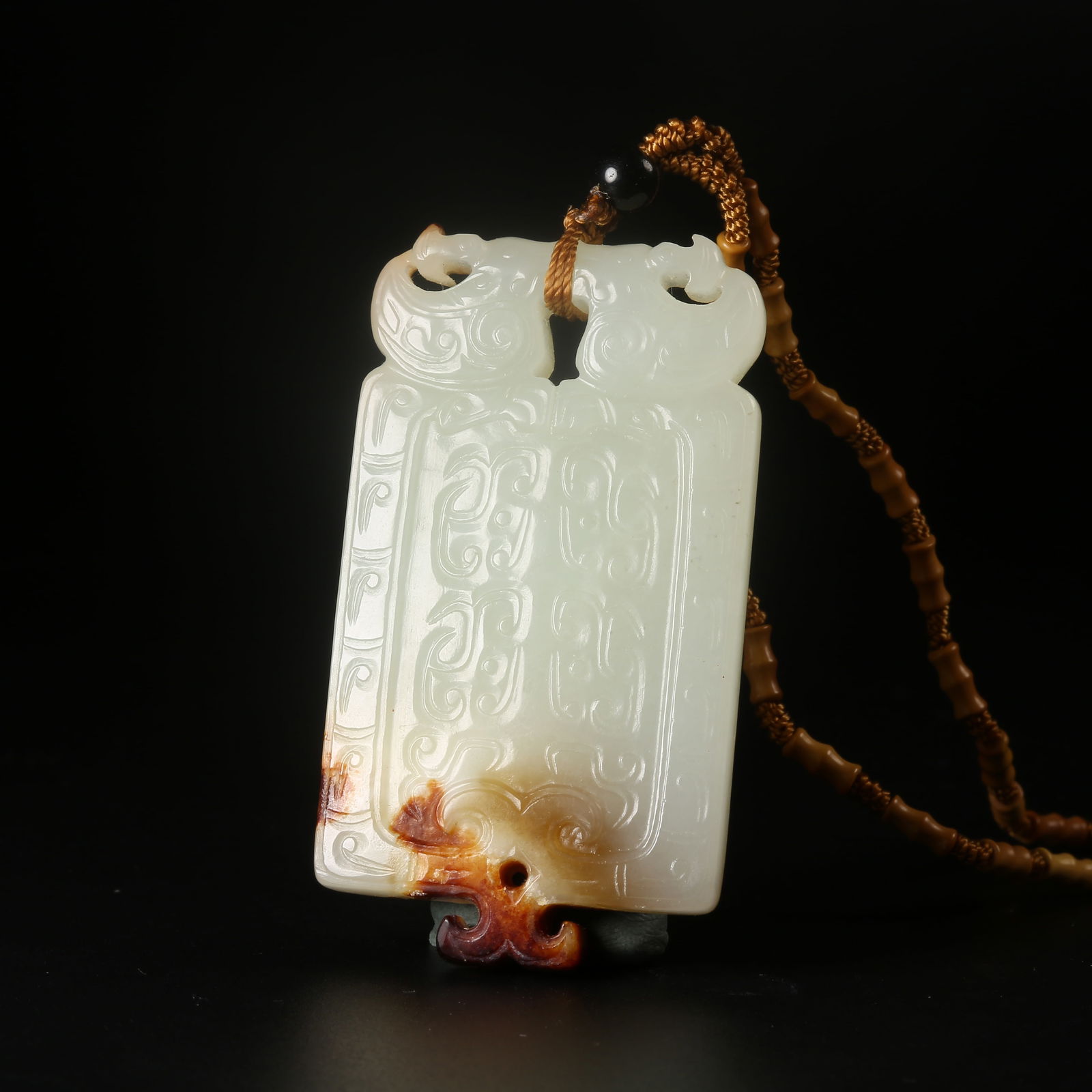 A ARCHAIC JADE TWIN-PHOENIX PLAQUE (1 of 8)