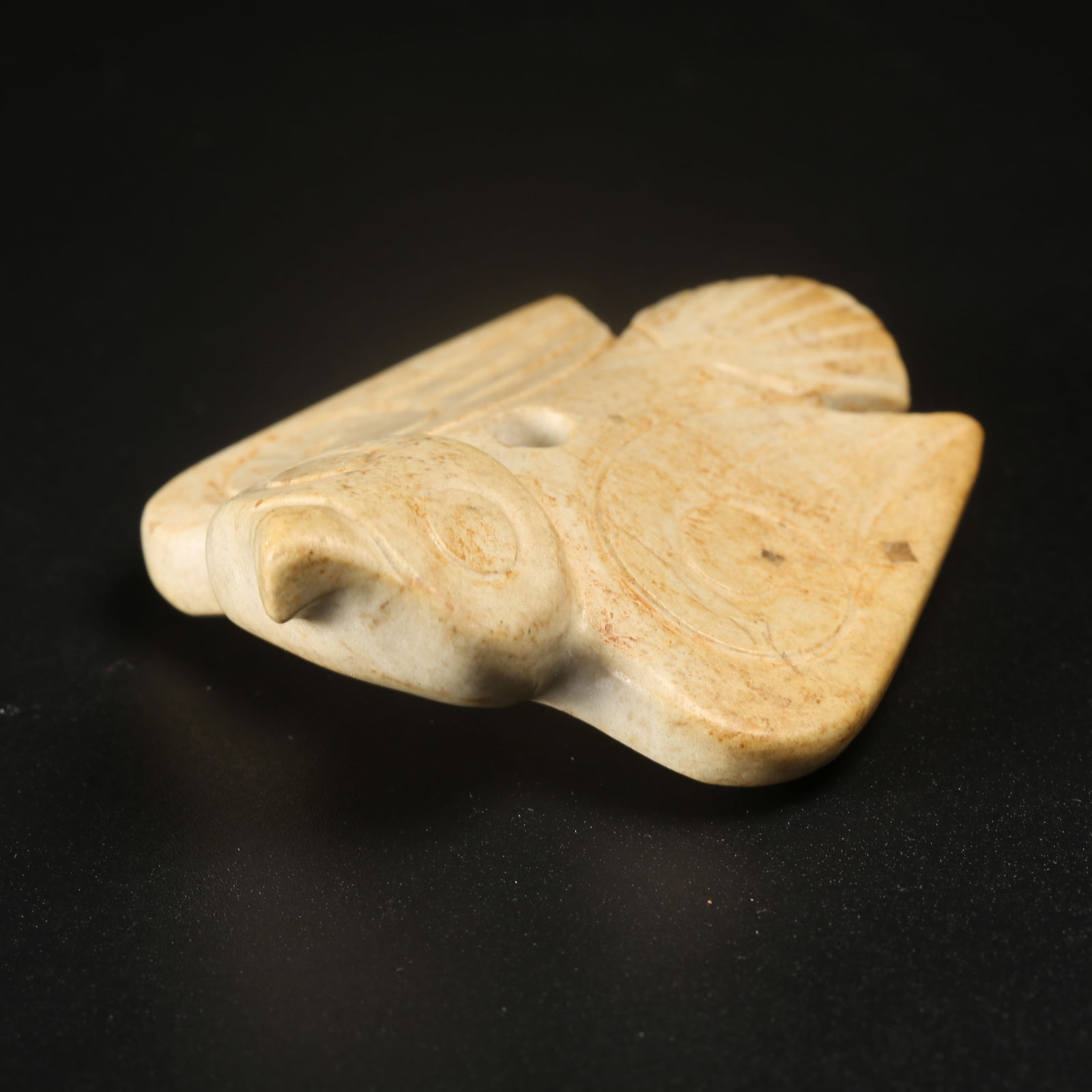 A ARCHAIC JADE EAGLE (1 of 8)