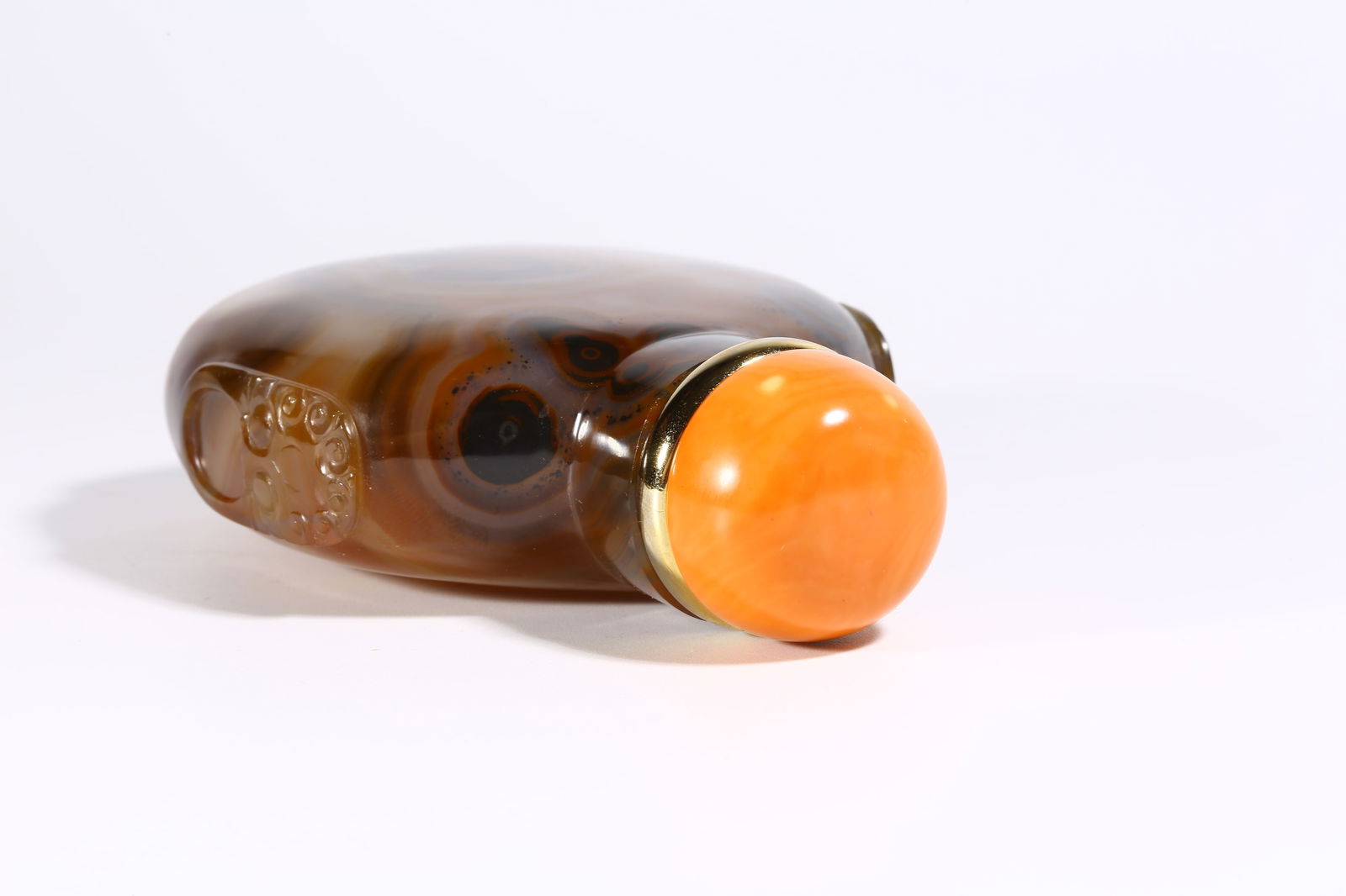 A AGATE SNUFF BOTTLE - 8