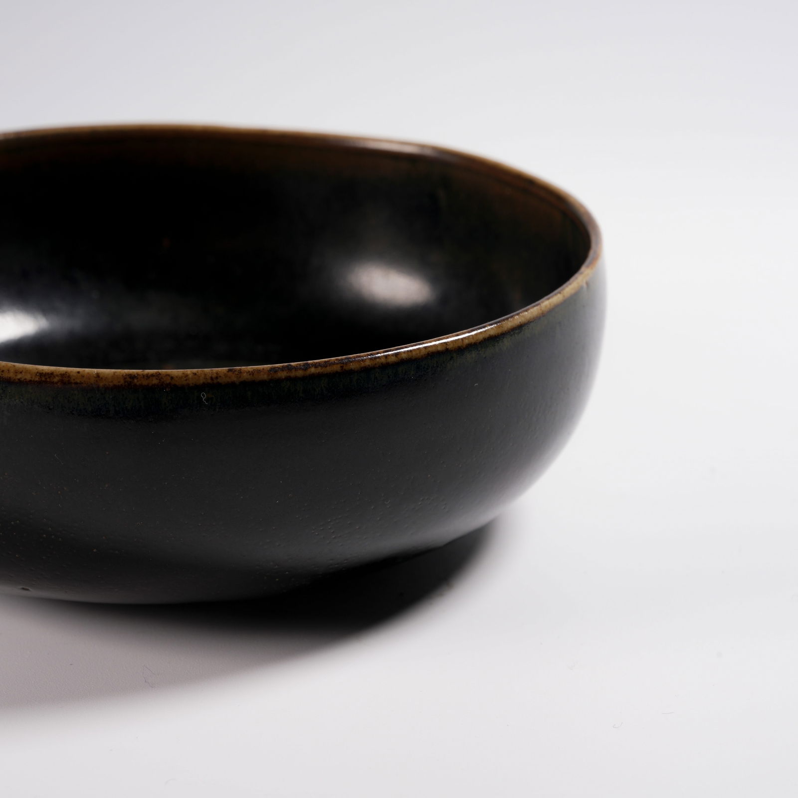 A DING WARE BRUSH WASHER - 5