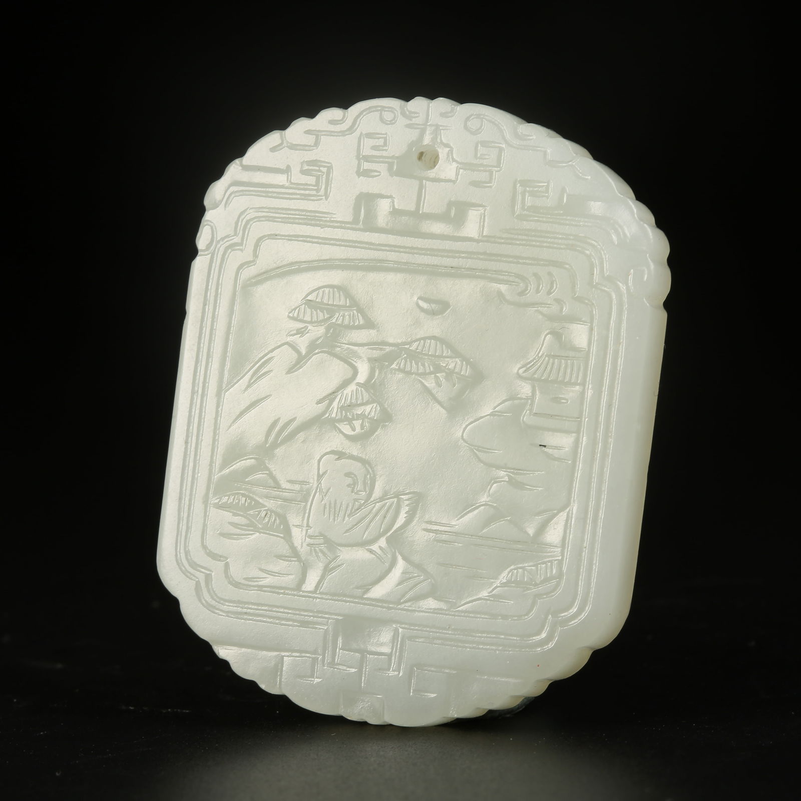 A HETIAN JADE "GENTLEMAN UNDER PINE TREE" PLAQUE: Hetian Jade "Gentleman under Pine Tree" Plaque
