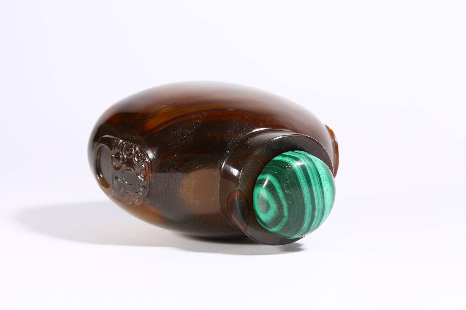 A LARGE AGATE SNUFF BOTTLE - 8