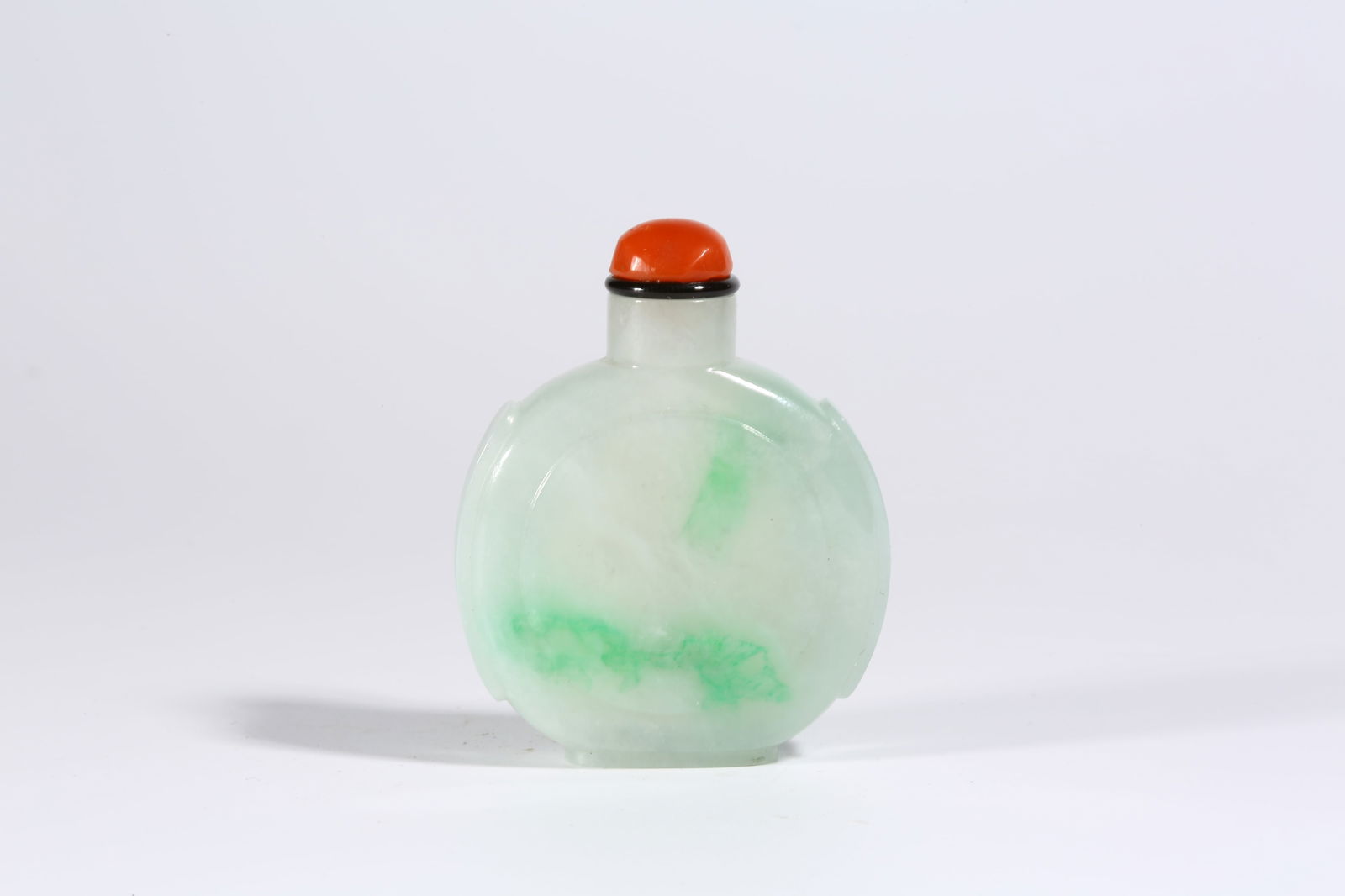 A JADEITE SNUFF BOTTLE - 6