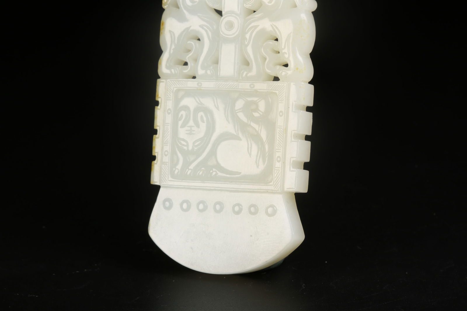 A HETIAN JADE DRAGON PATTERN AXE - 3