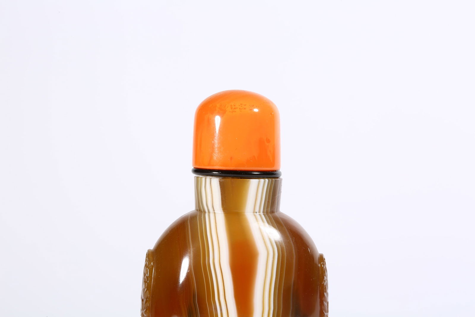 A AGATE SNUFF BOTTLE - 2