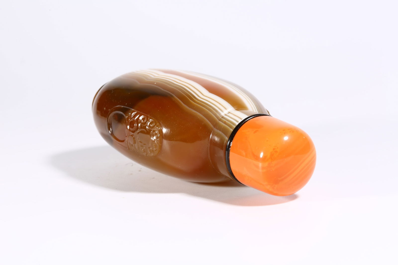 A AGATE SNUFF BOTTLE - 8
