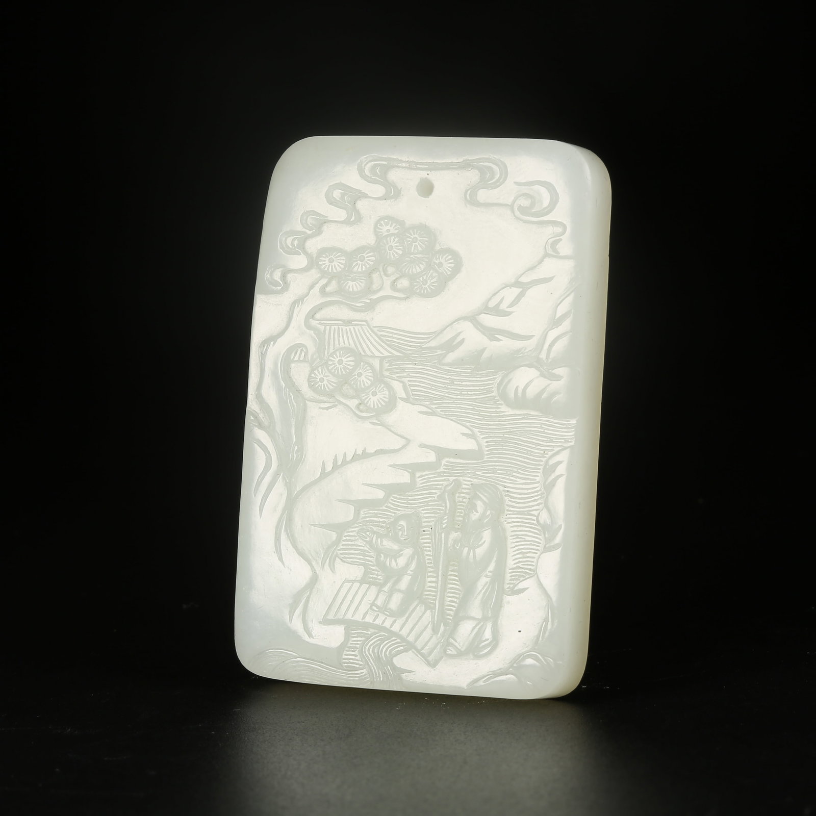 A HETIAN JADE "GENTLEMAN UNDER PINE TREE" PLAQUE: Hetian Jade "Gentleman under Pine Tree" Plaque