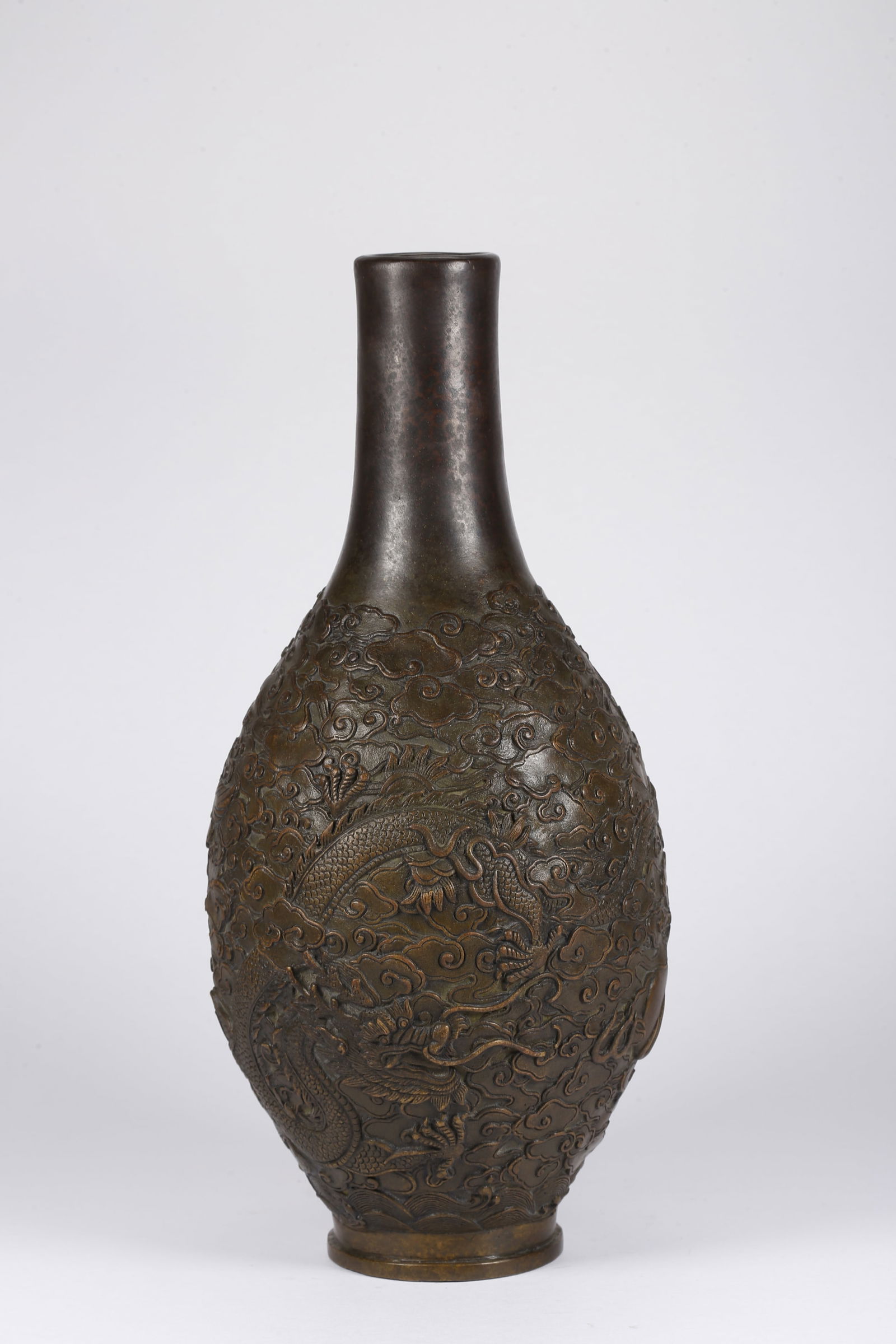 A BRONZE CLOUD AND DRAGON PATTERN APPRECIATION VASE - 5