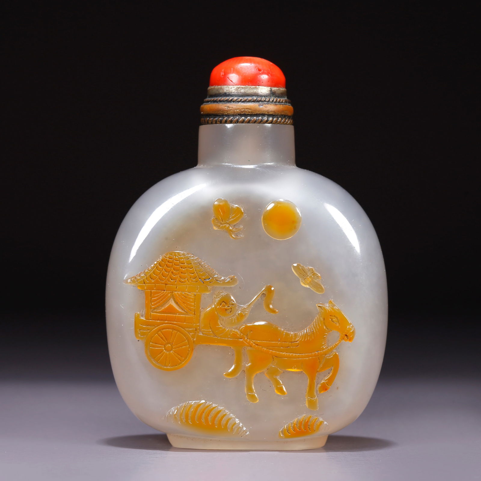 A AGATE SNUFF BOTTLE CARVED WITH FIGURATIVE STORY DESIGN (1 of 9)