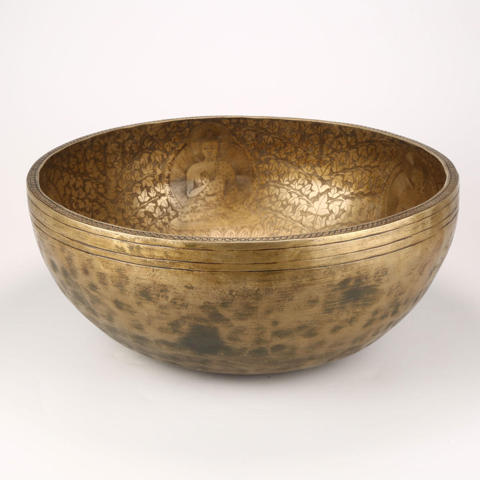 A LARGE SOUND BOWL WITH INCISED FIVE DHYANI BUDDHAS, BRONZE INTERIOR (1 of 10)