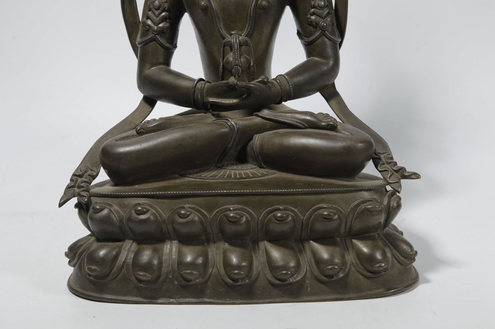 A BRONZE LONGEVITY BUDDHA STATUE - 3