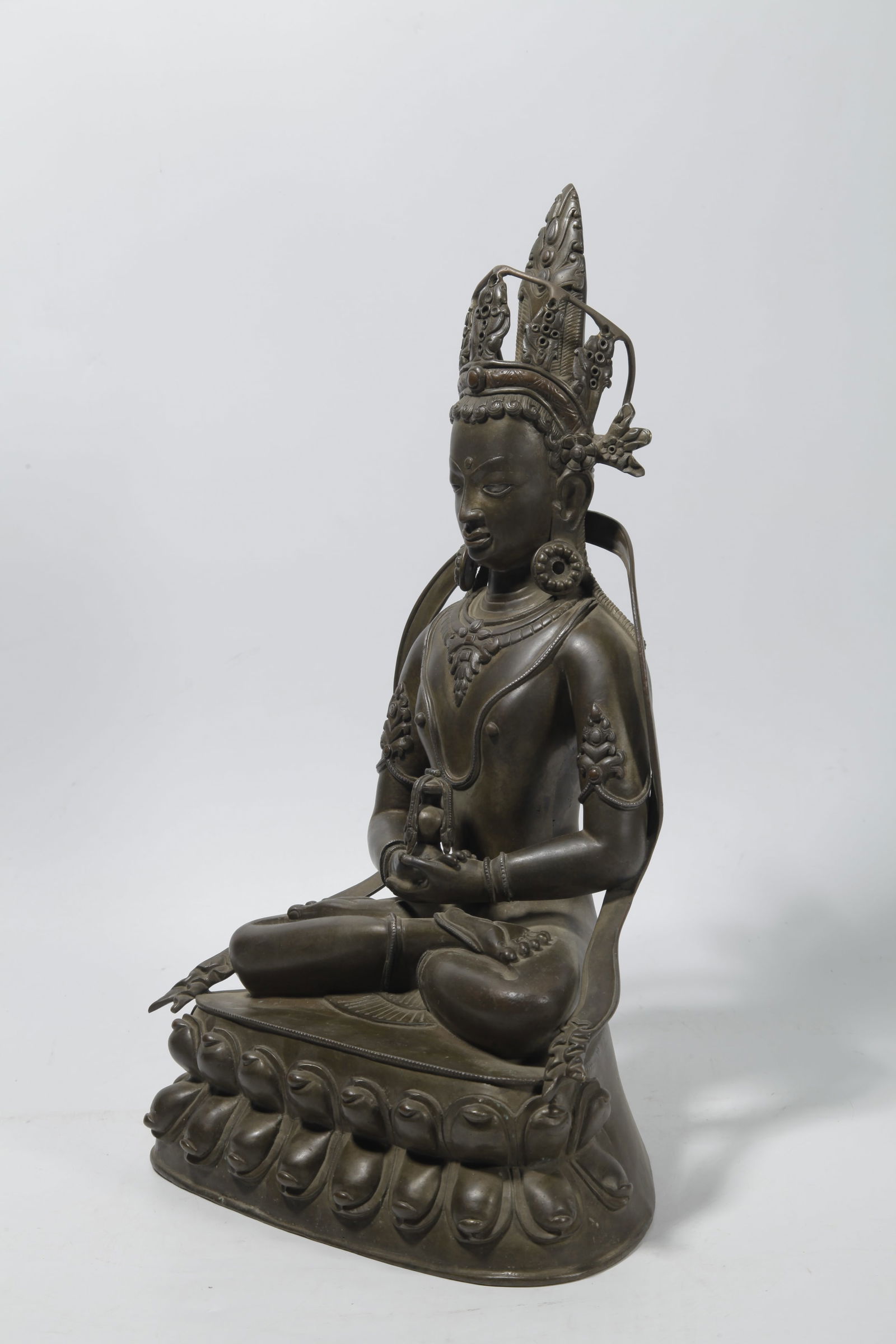 A BRONZE LONGEVITY BUDDHA STATUE - 4