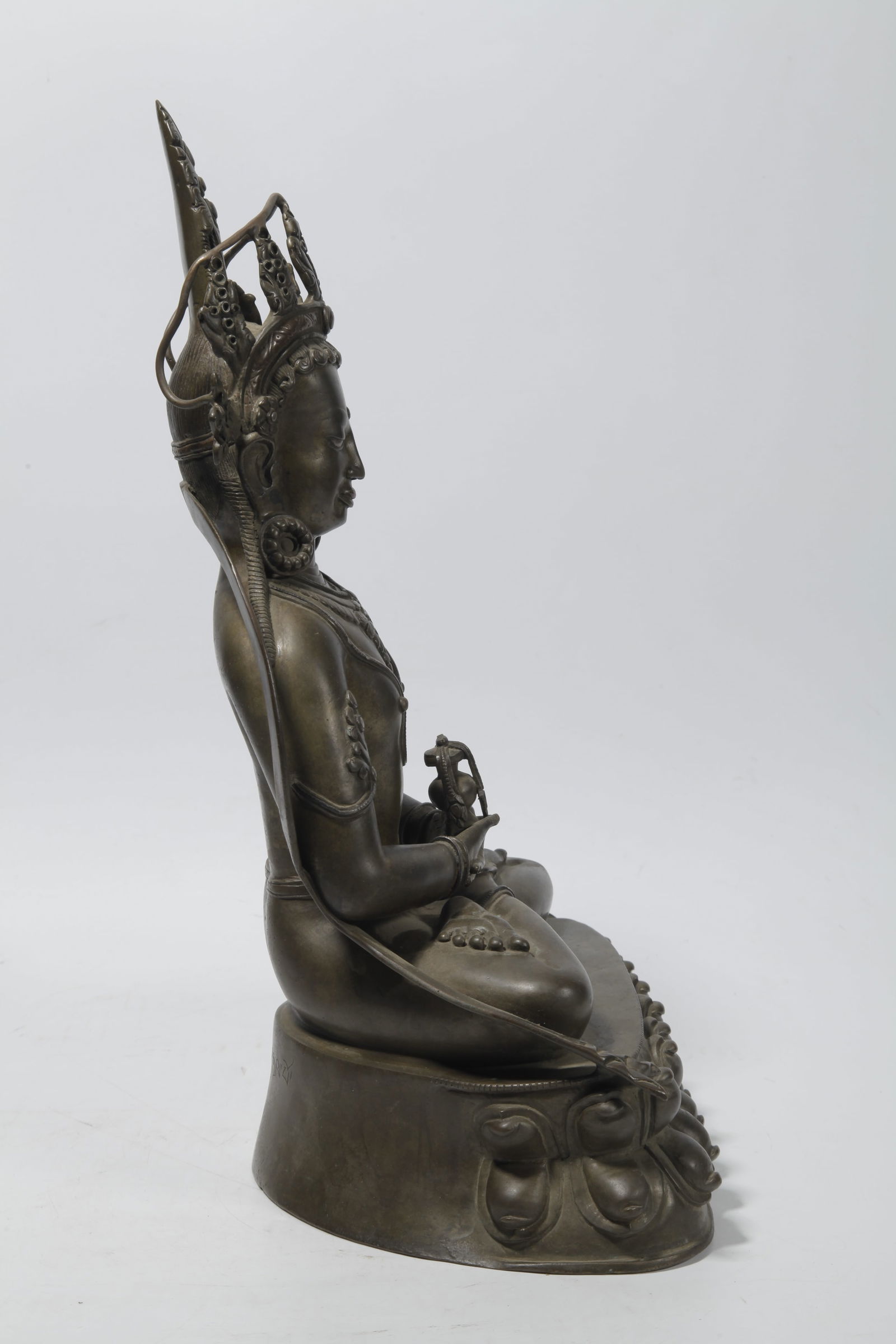 A BRONZE LONGEVITY BUDDHA STATUE - 8