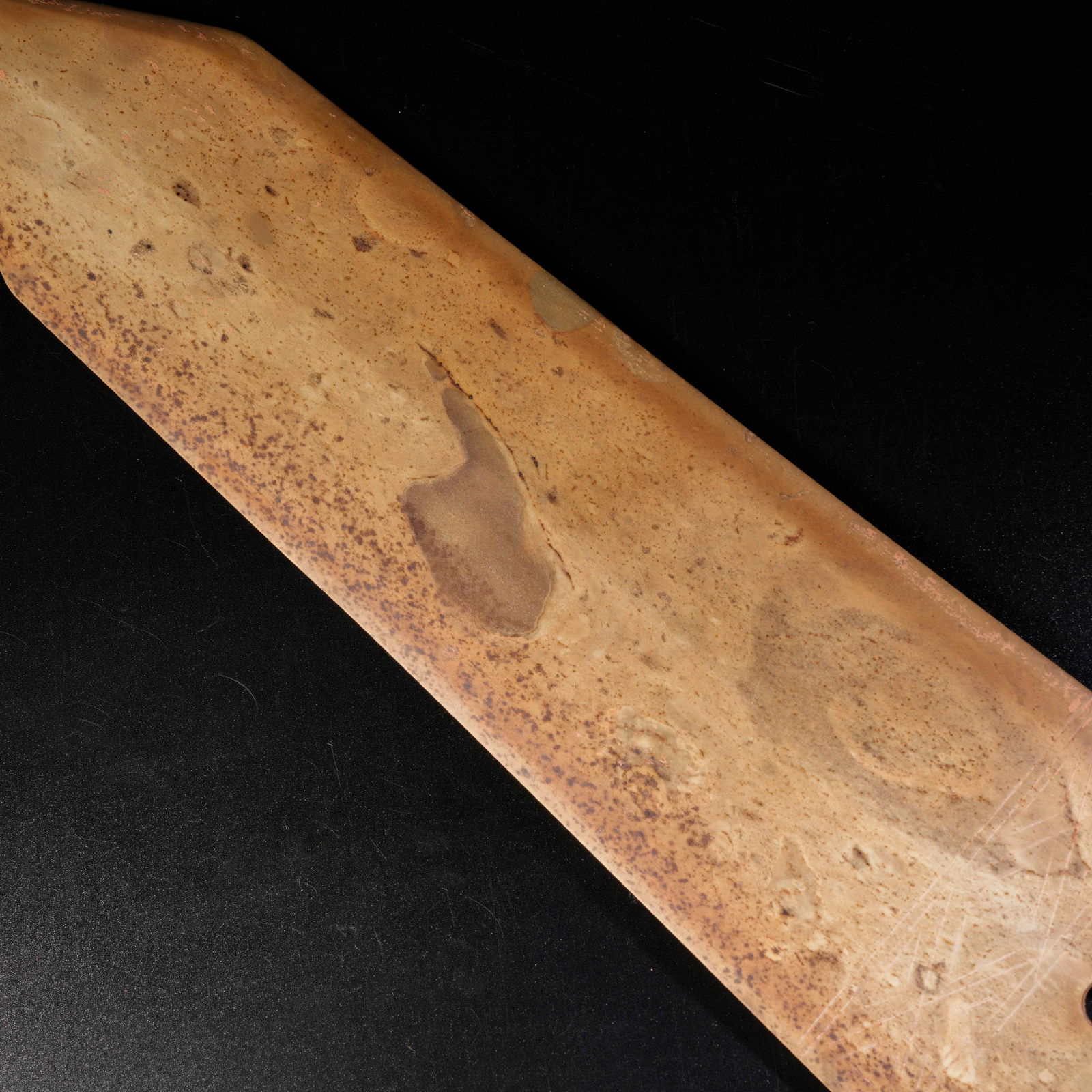 A ANCIENT JADE GE (DAGGER-AXE) - 3