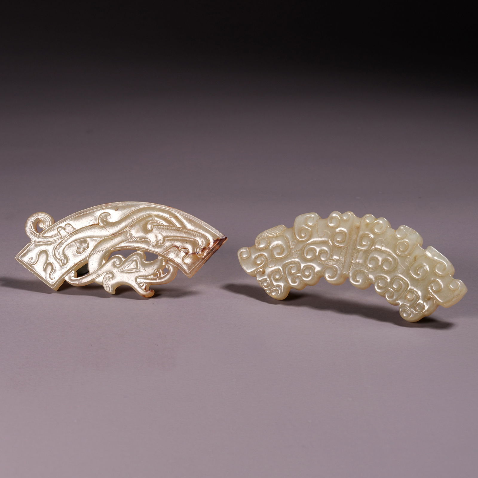 A SET OF HETIAN JADE HUANG (ARC-SHAPED PENDANT): Set of Hetian Jade Huang (Arc-Shaped Pendant)