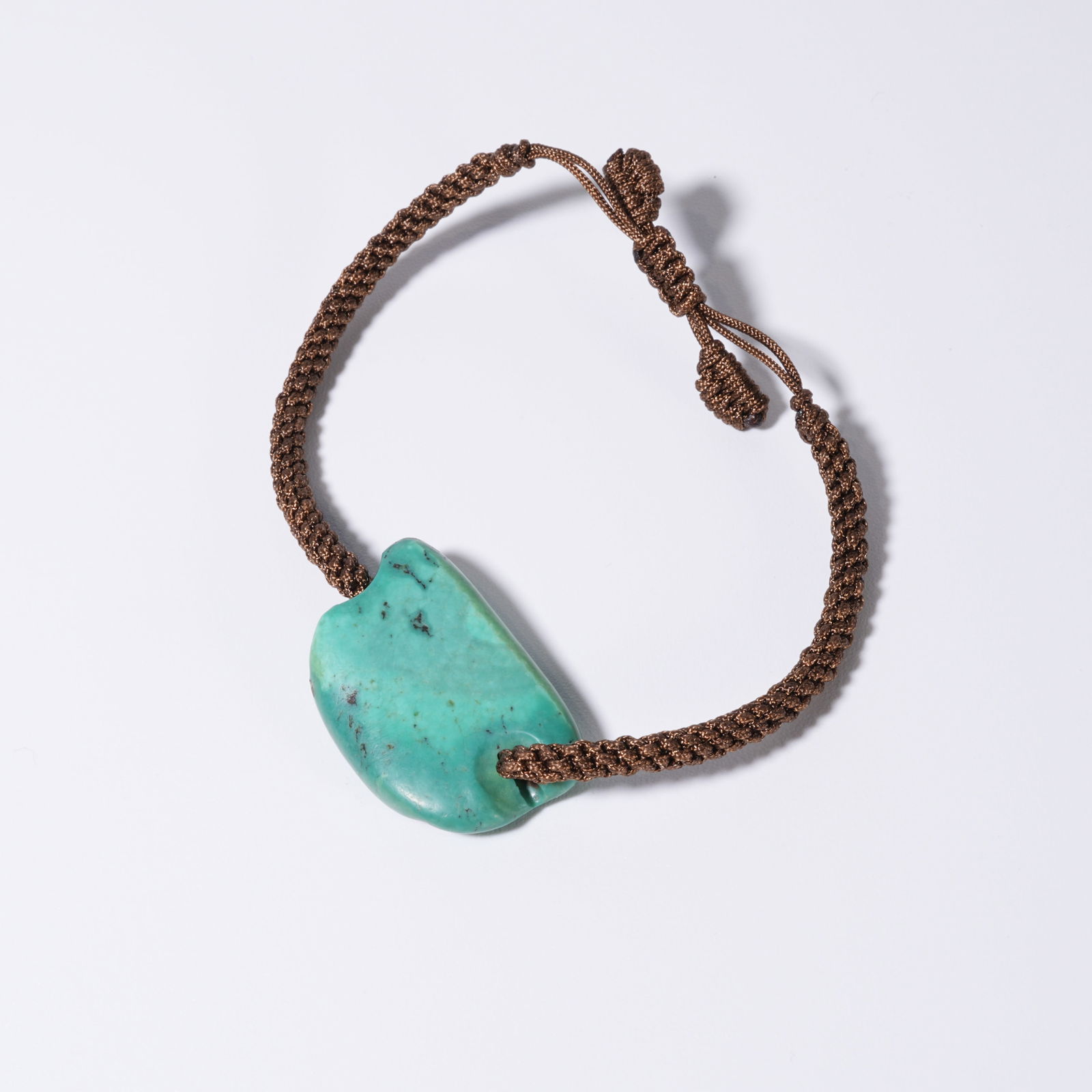 A TURQUOISE CARVED PENDANT (1 of 9)