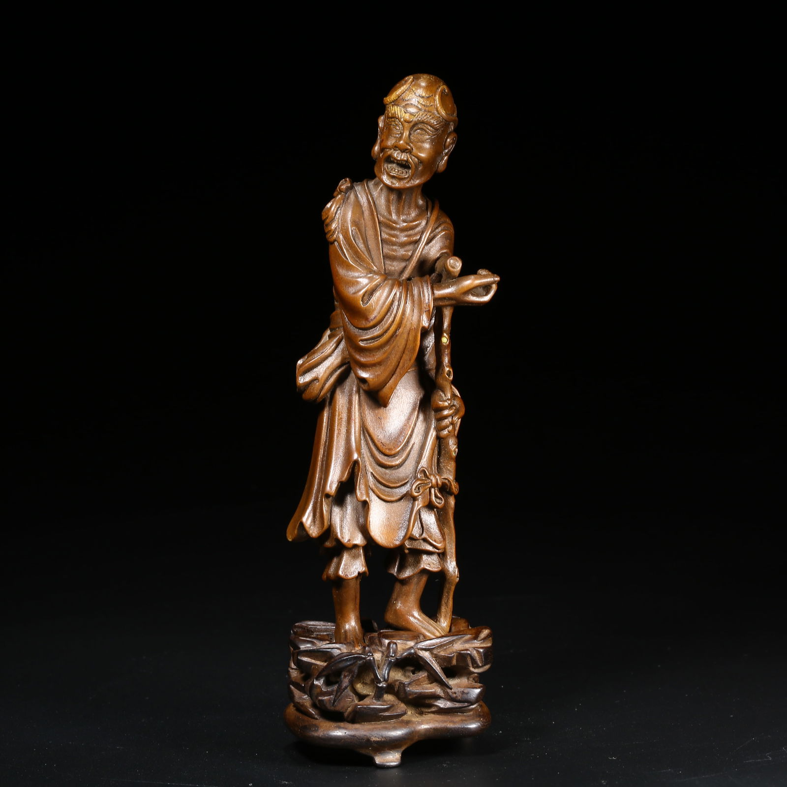 A BOXWOOD FIGURE OF IRON-CRUTCH LI: Boxwood figure of Iron-Crutch Li