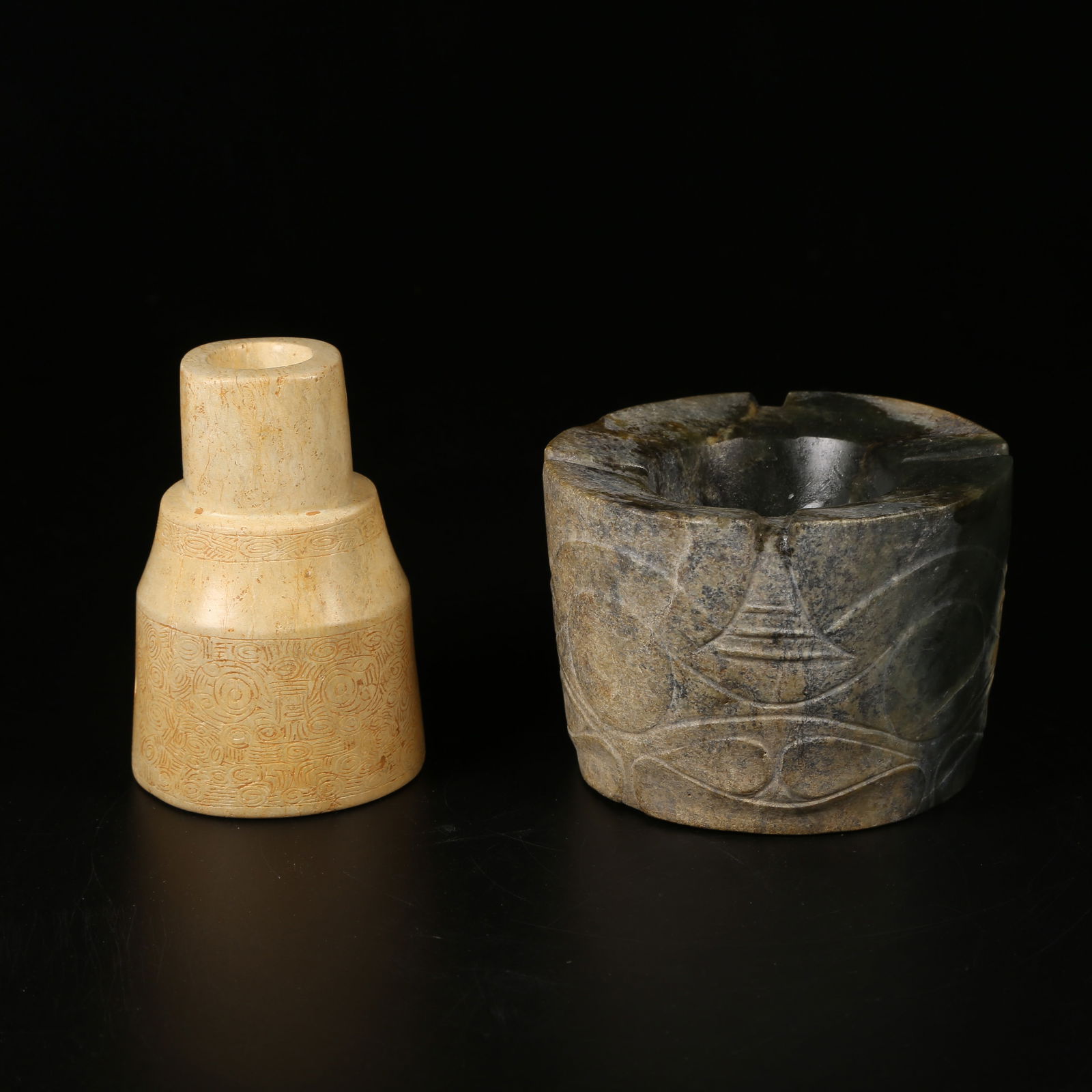 A SET OF ANCIENT JADE LIANGZHU CULTURE ARTIFACTS (1 of 10)