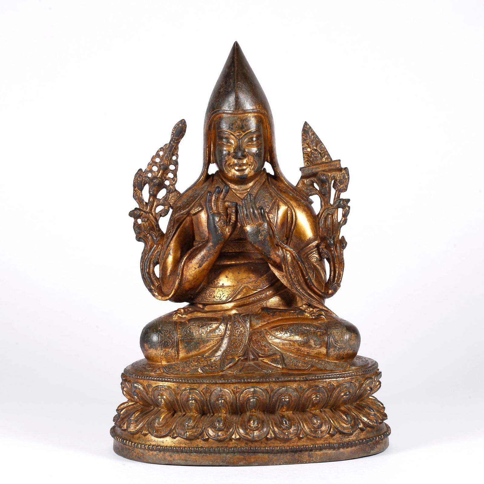 A GILT BRONZE TSONGKHAPA STATUE (1 of 9)