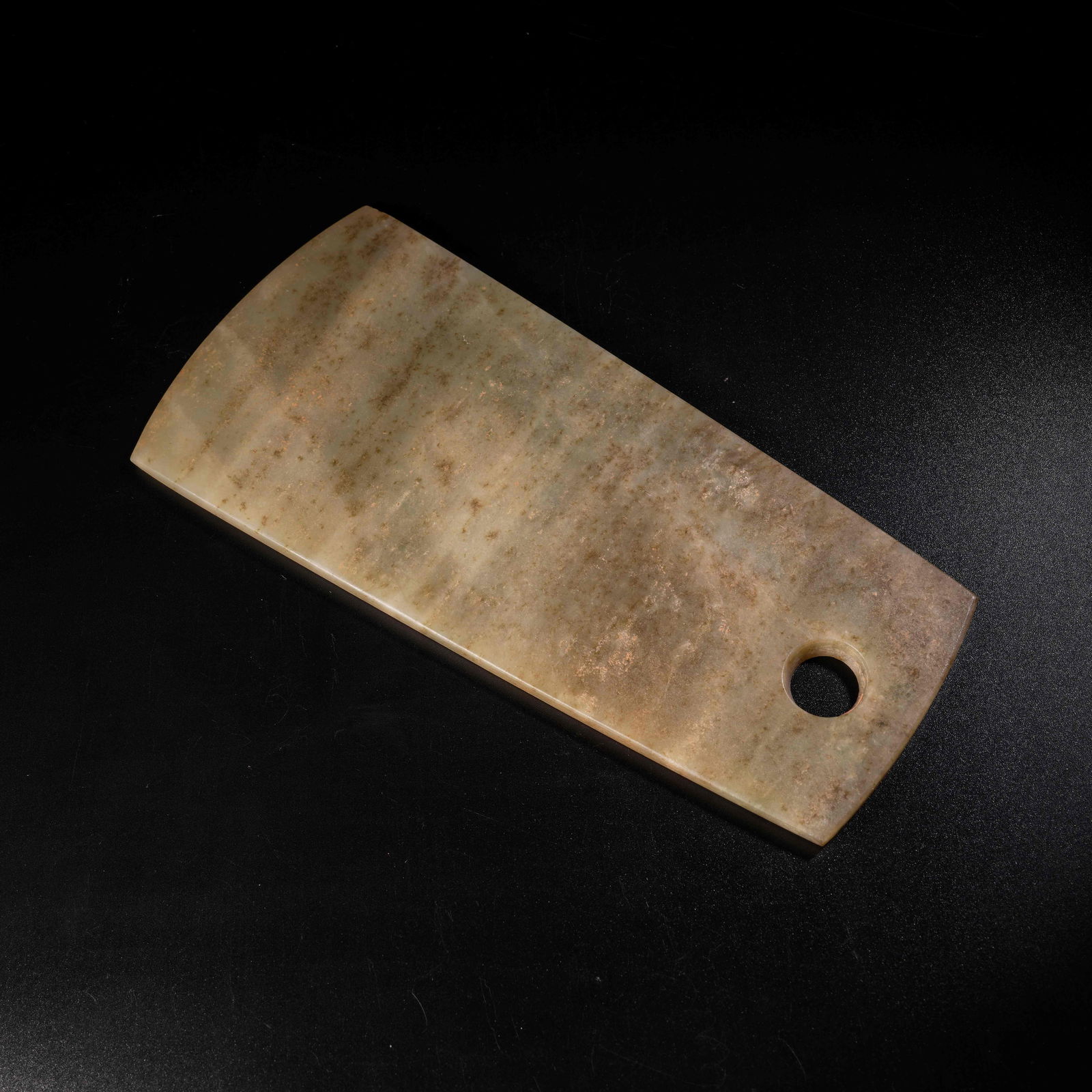 A ANCIENT JADE AXE (1 of 9)