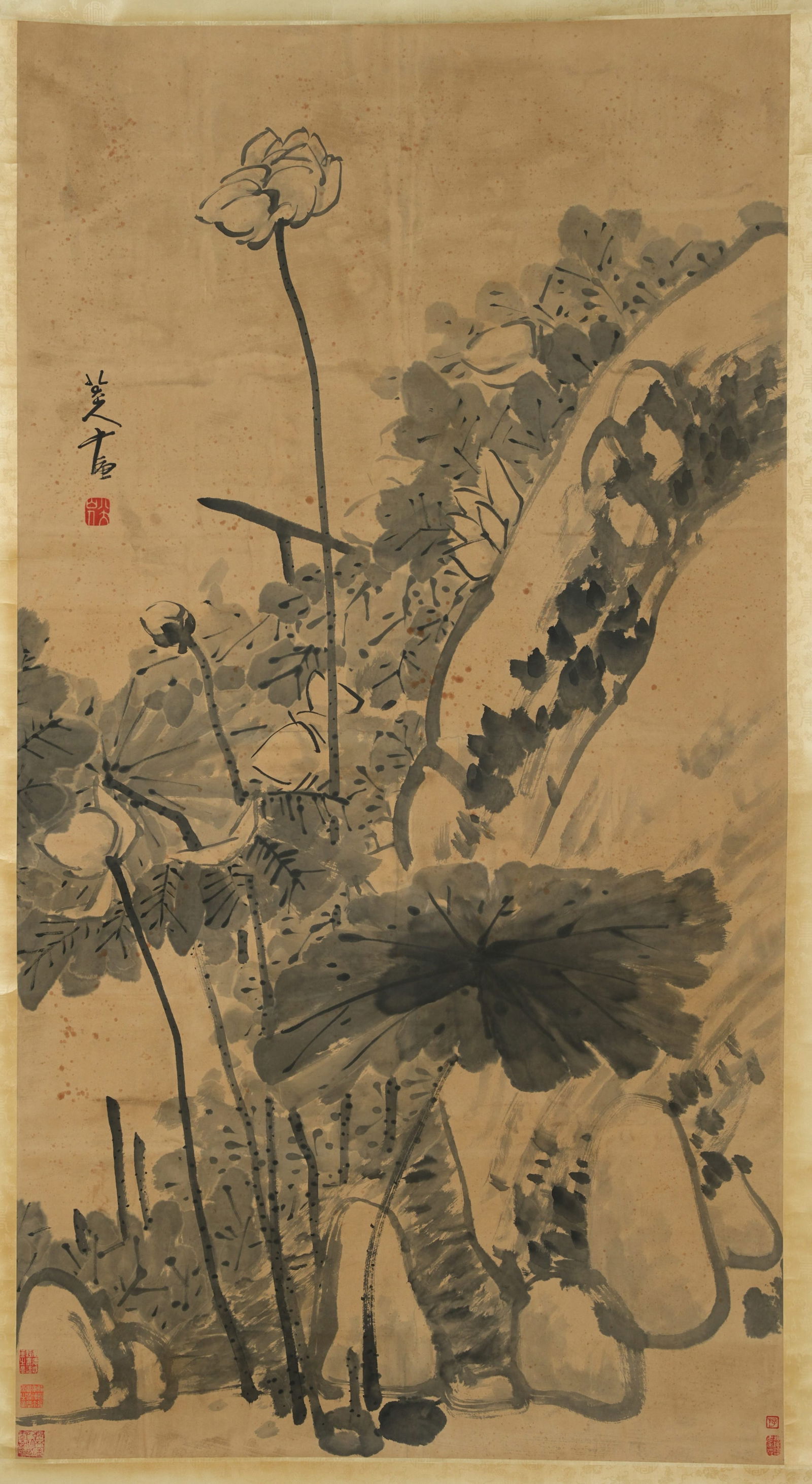 A LOTUS PAINTING ON PAPER BY BADA SHANREN.八大山人: Lotus Painting on Paper by Bada Shanren.八大山人