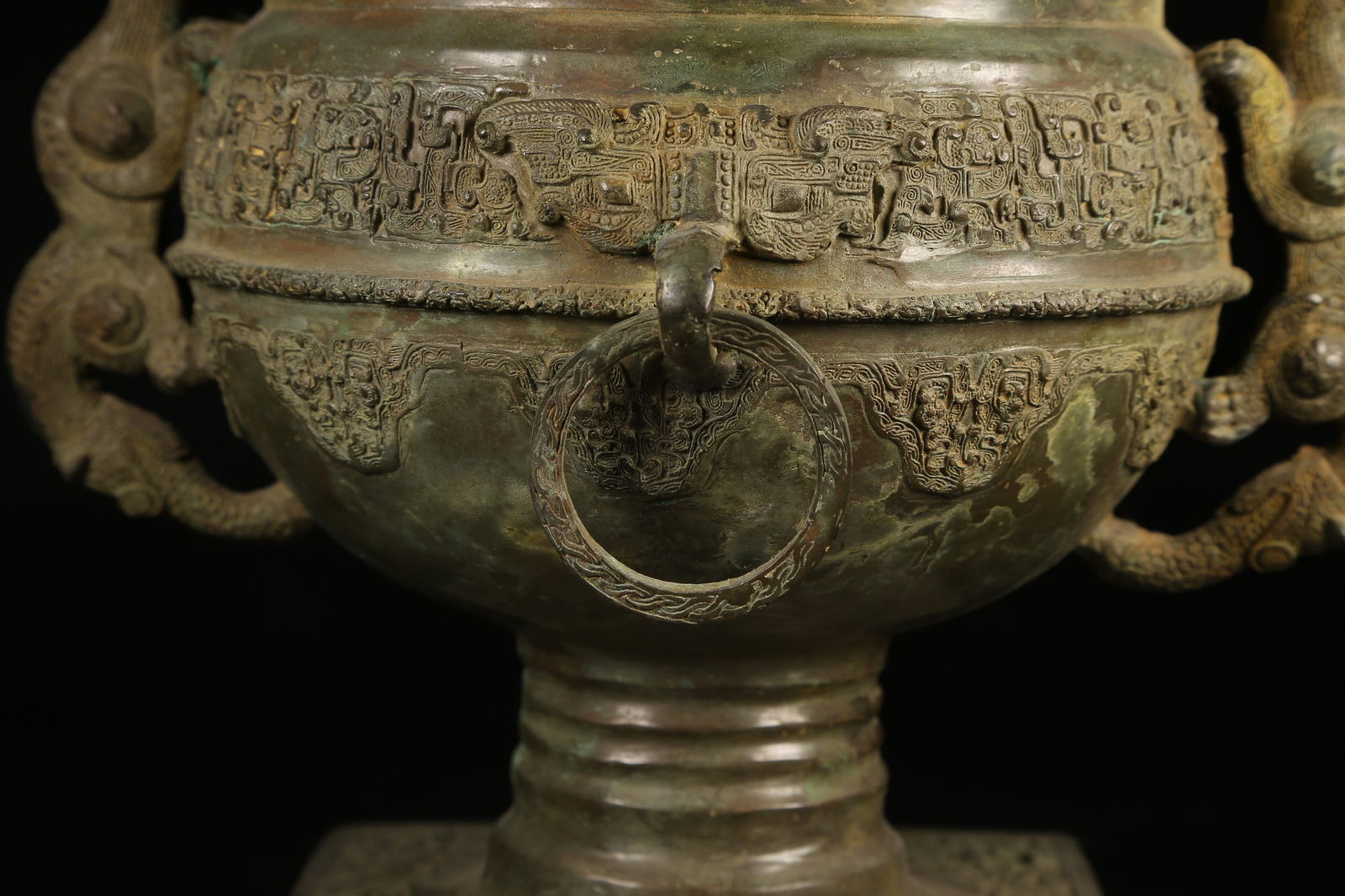 A BRONZE BEAST-HANDLED DOU - 3