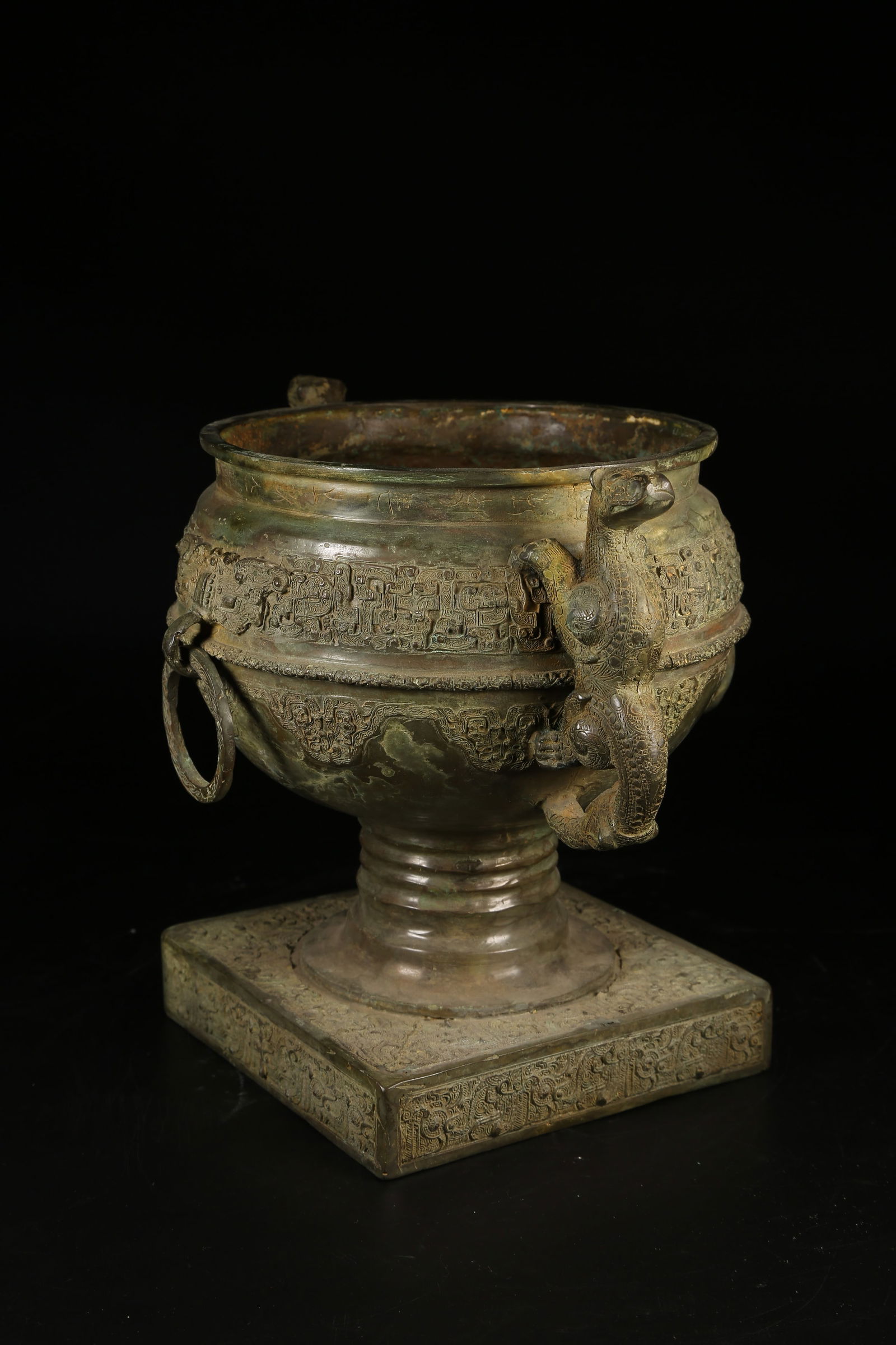 A BRONZE BEAST-HANDLED DOU - 7