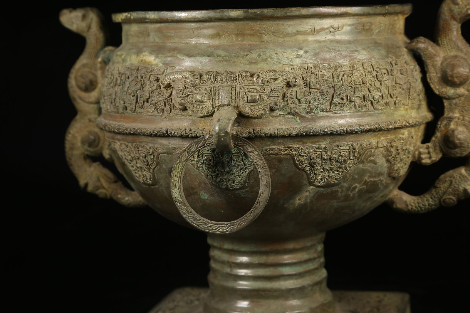 A BRONZE BEAST-HANDLED DOU - 9