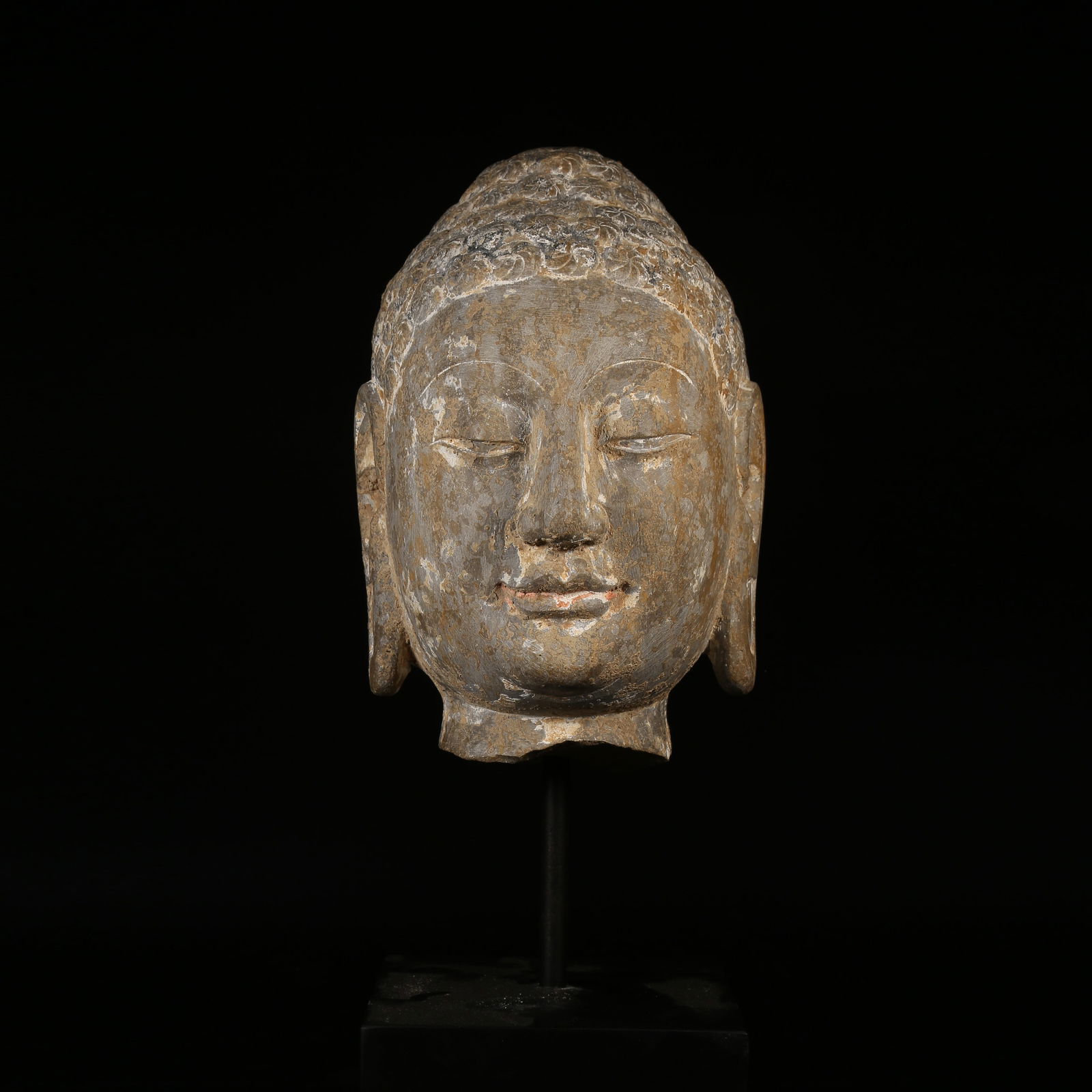 A BLUESTONE BUDDHA HEAD (1 of 8)
