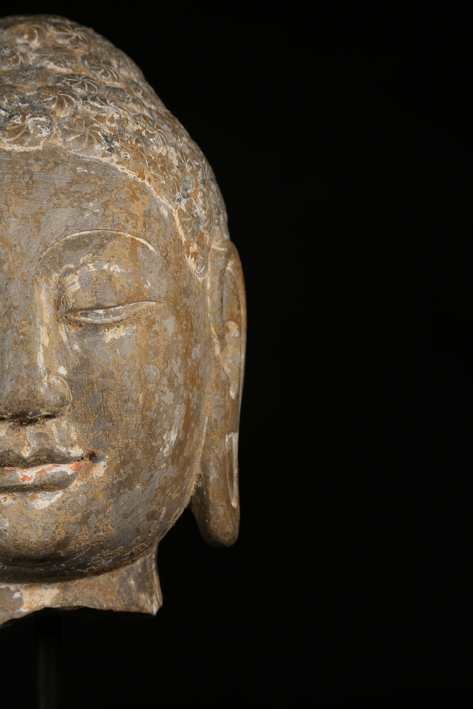 A BLUESTONE BUDDHA HEAD - 3