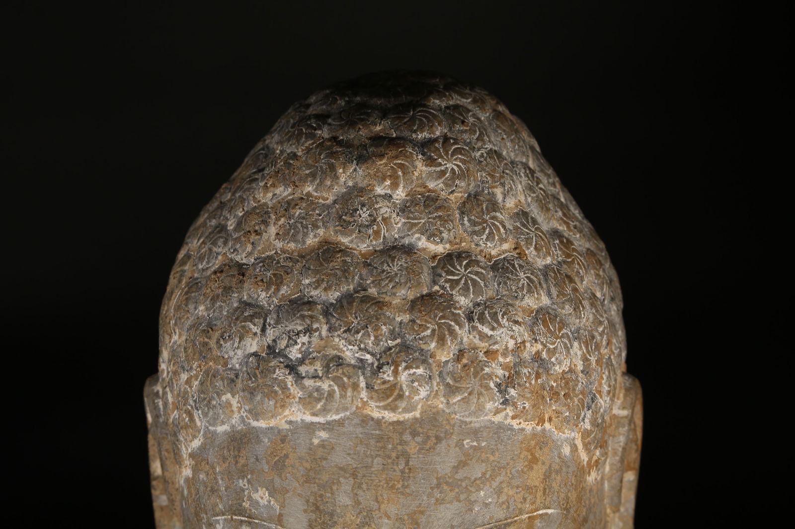 A BLUESTONE BUDDHA HEAD - 4