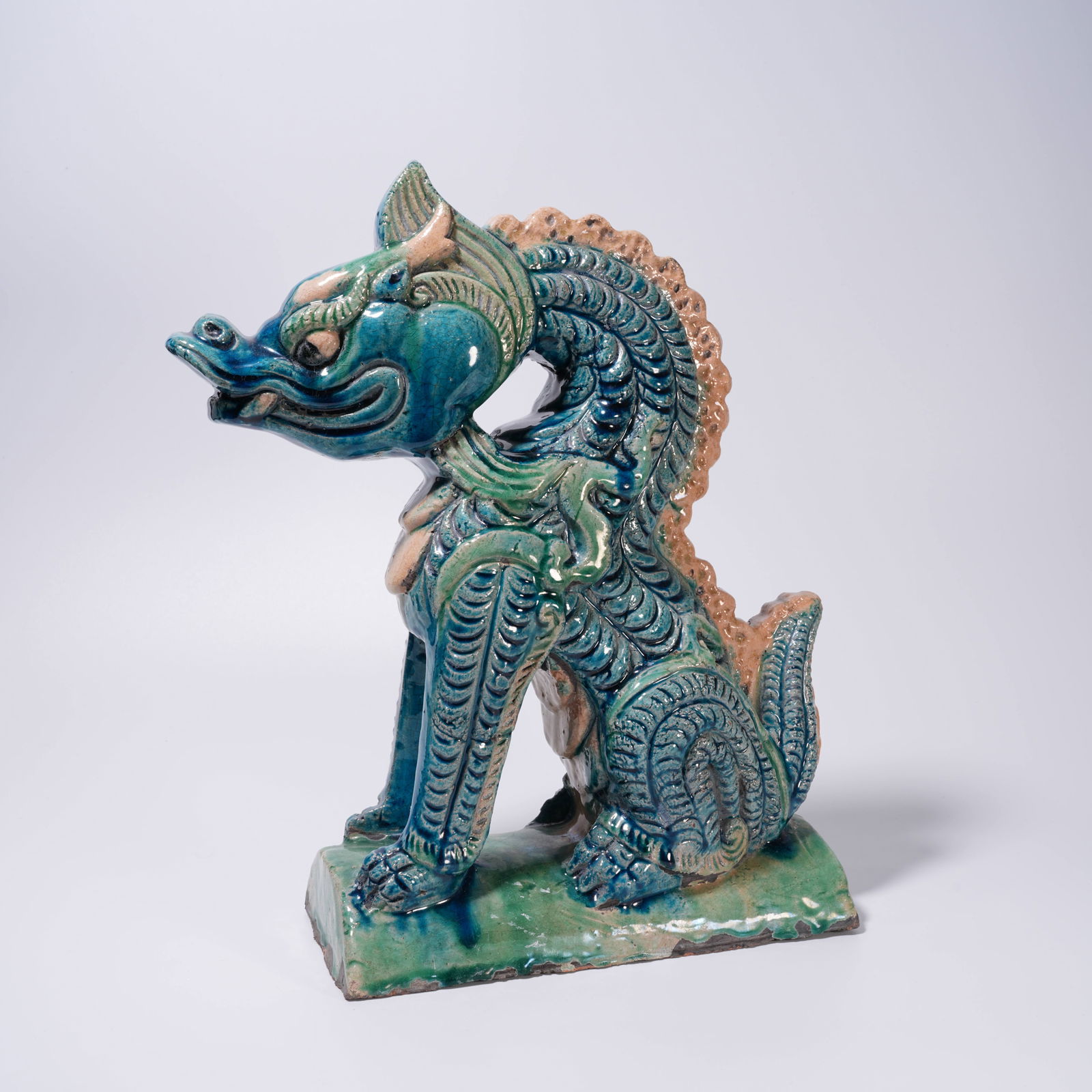 A SANCAI DRAGON-FORM DISPLAY PIECE: Sancai dragon-form display piece