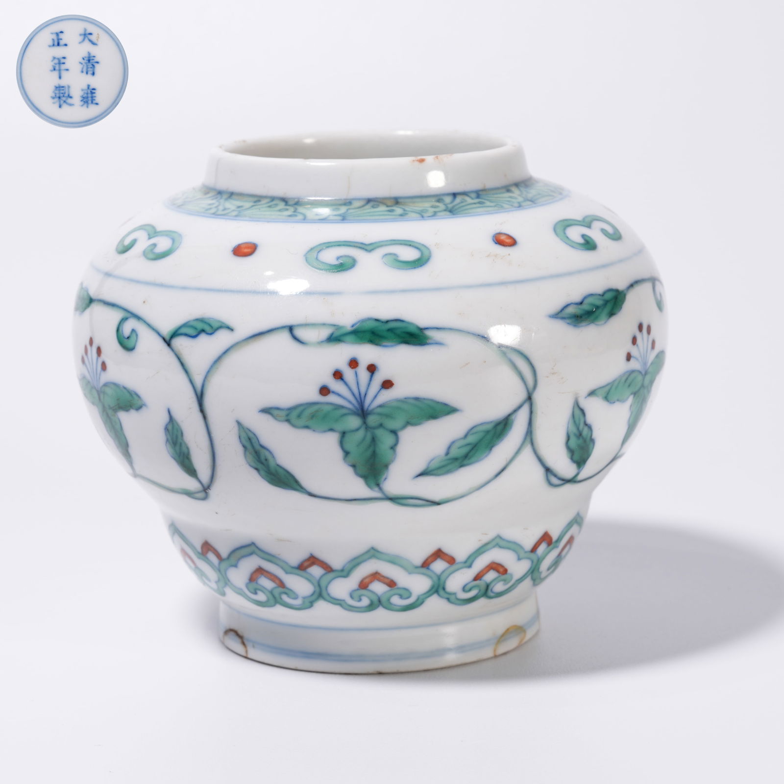 A DOUCAI JAR WITH FLORAL DESIGN (1 of 9)