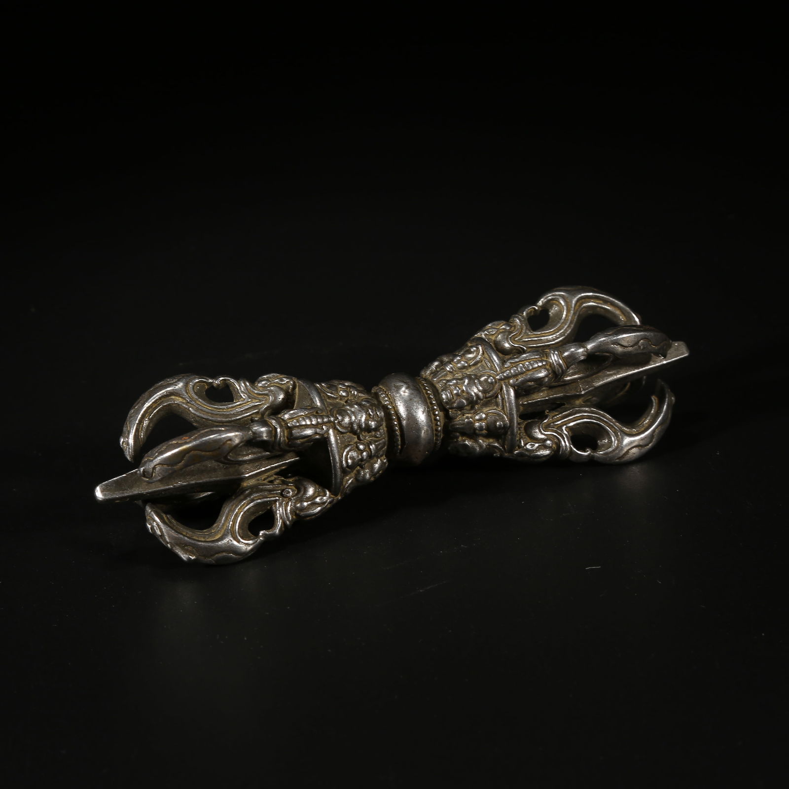 A IRON FIVE-PRONGED VAJRA MALLET RITUAL OBJECT: Iron Five-Pronged Vajra Mallet Ritual Object