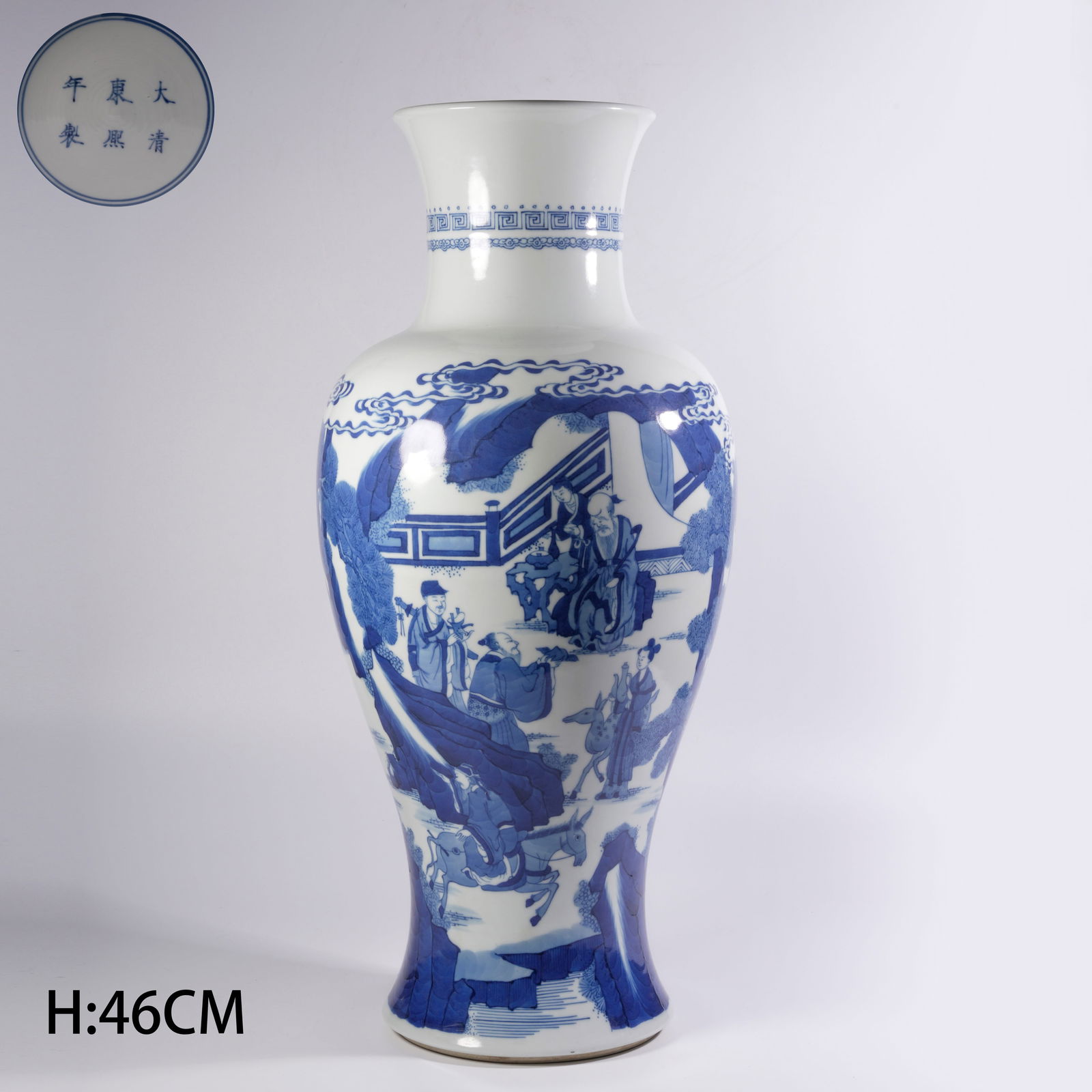 A BLUE-AND-WHITE VASE WITH COURTYARD SCENE PRESENTING LONGEVITY: Blue-and-white vase with courtyard scene presenting longevity