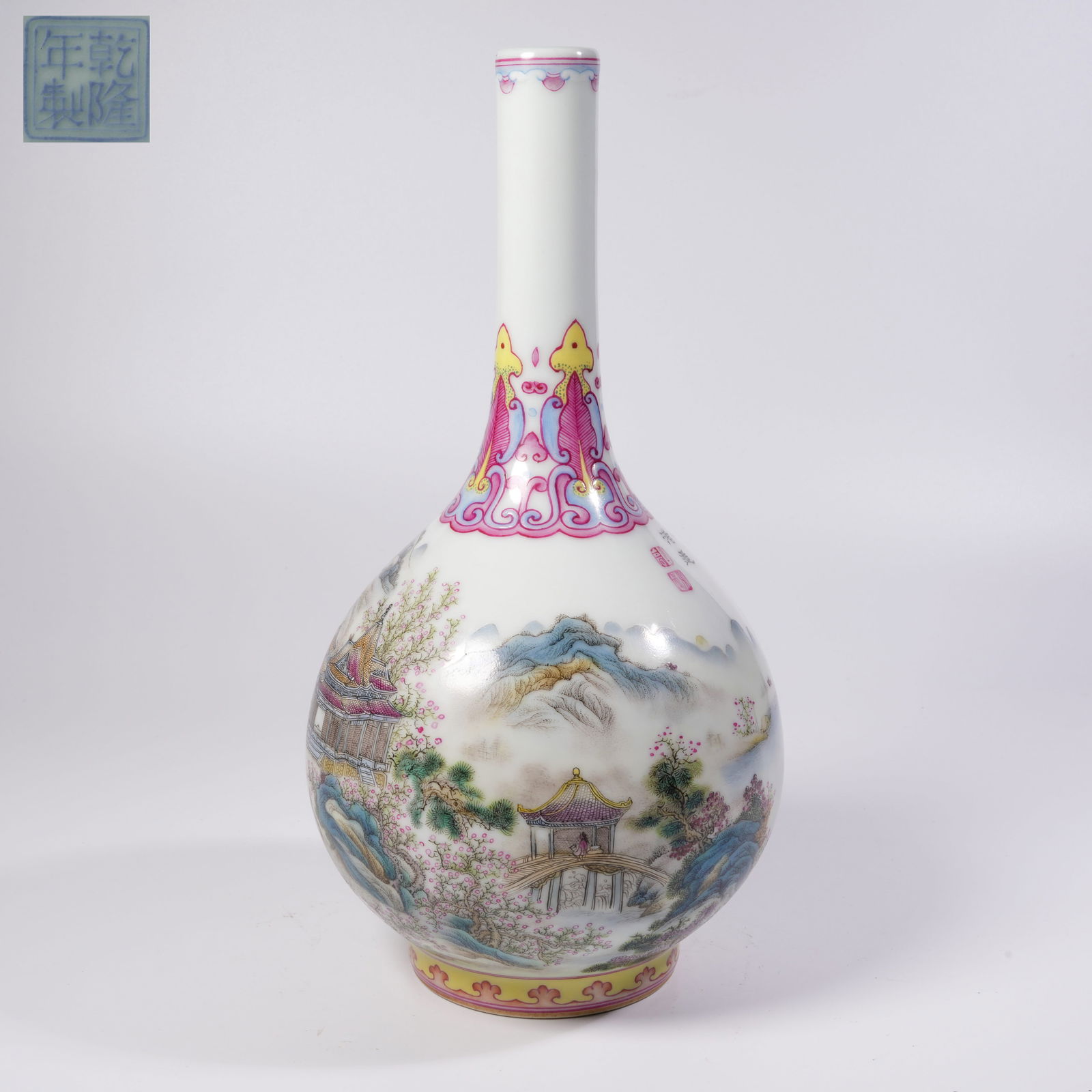 A ENAMELLED LONG-NECKED VASE WITH COURTYARD SCENE AND ELEGANT LADIES: Enamelled long-necked vase with courtyard scene and elegant ladies
