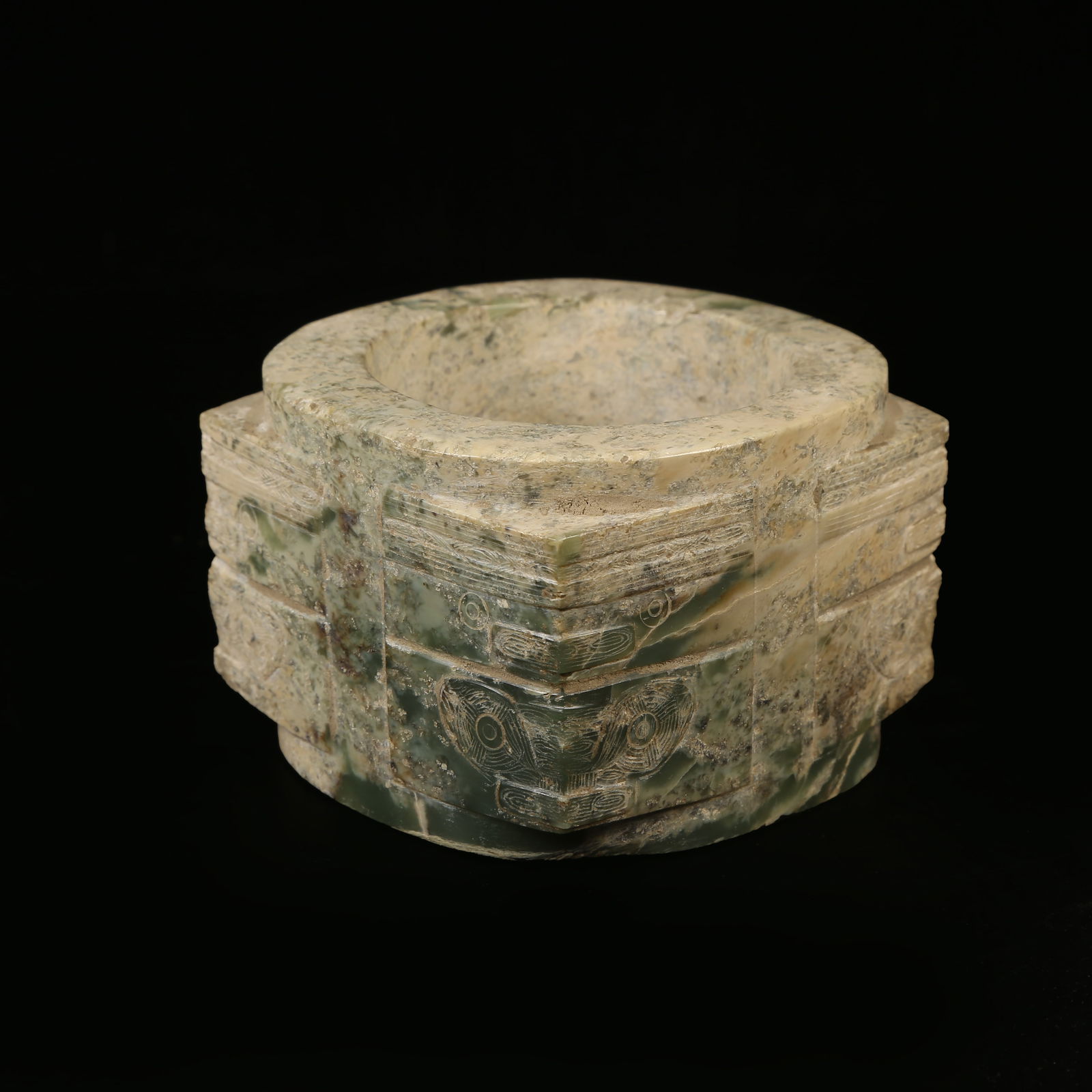 A ANCIENT JADE LIANGZHU CULTURE ANTHROPOMORPHIC FACE CONG (1 of 9)