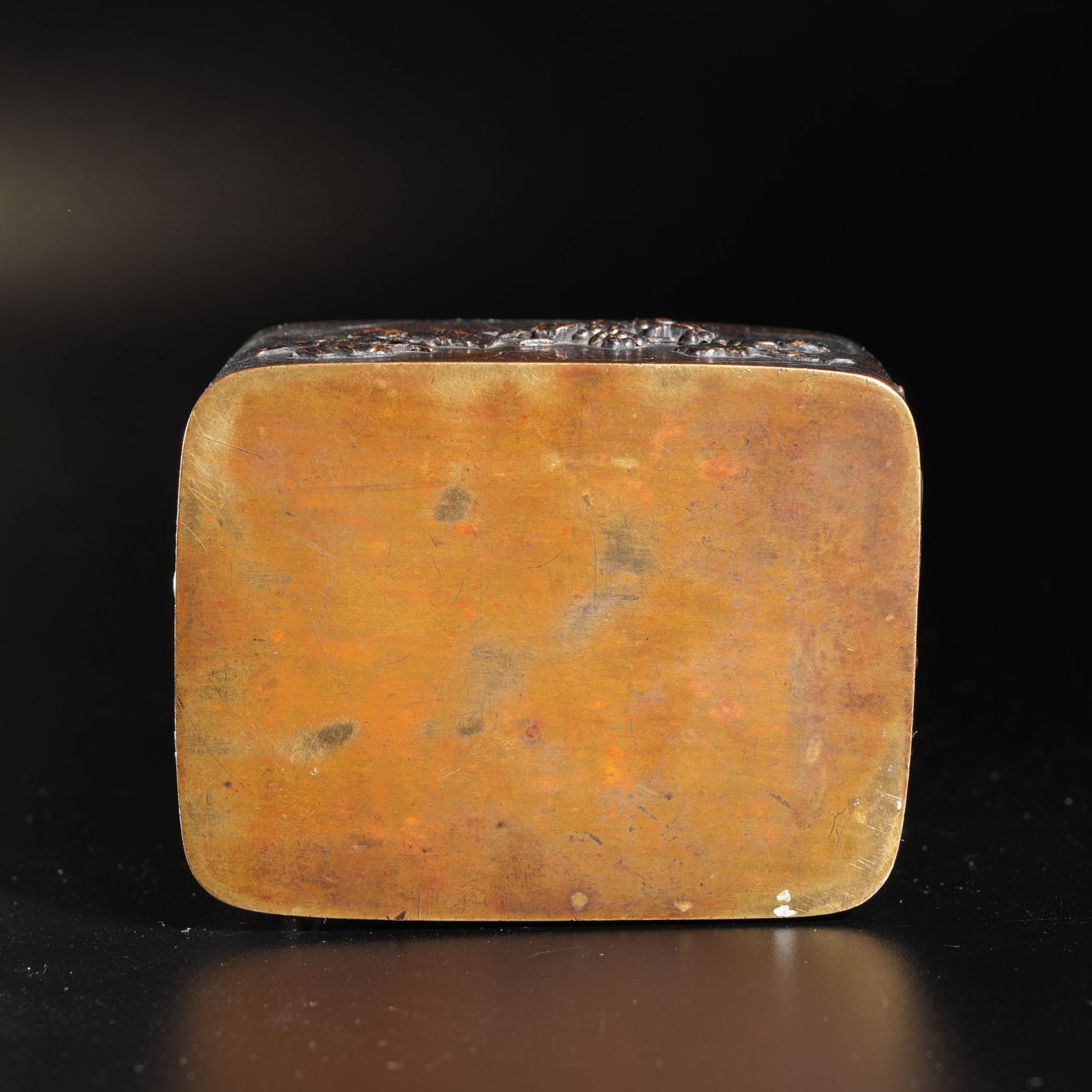 A BRONZE BO GU-PATTERN COVERED BOX - 9