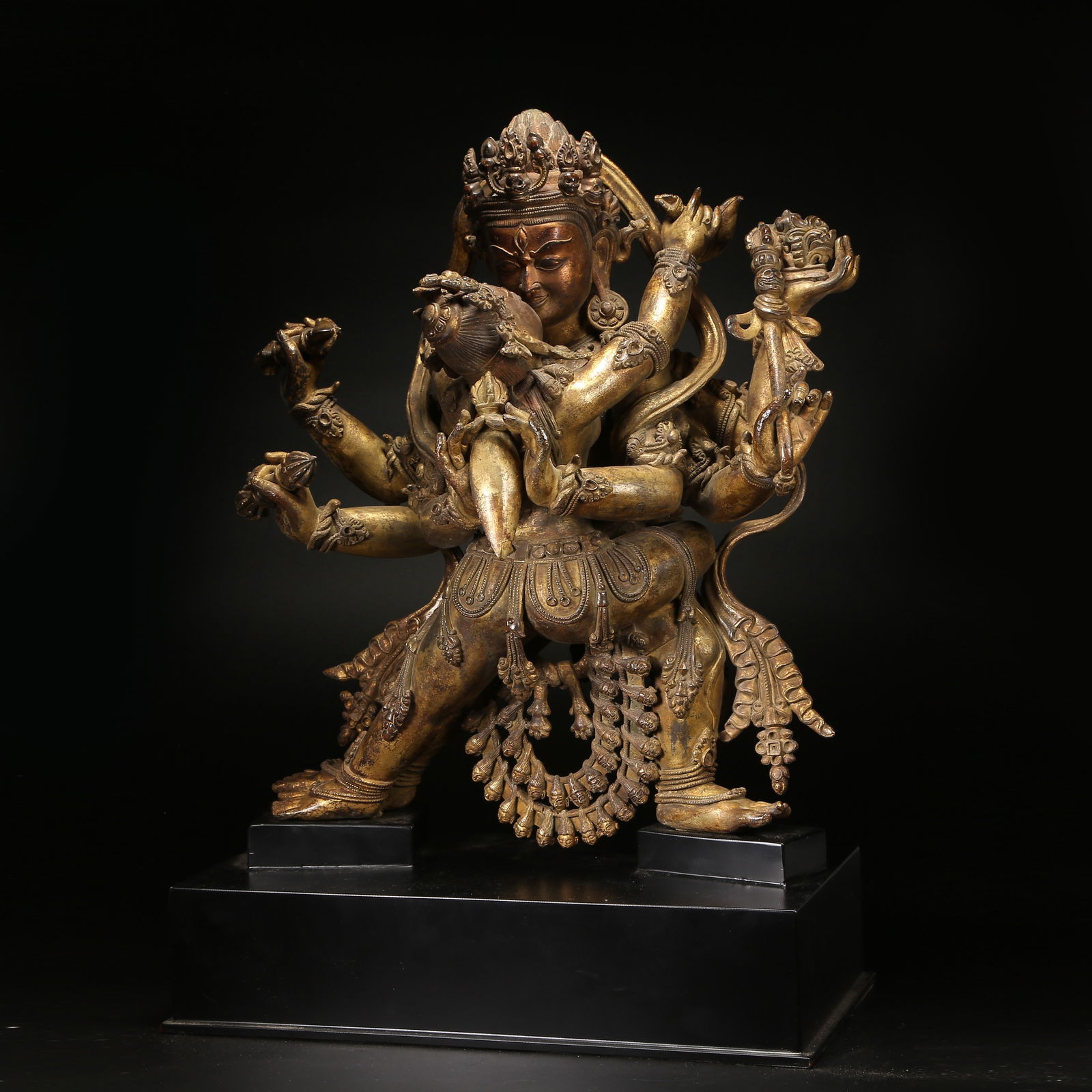 A GILT BRONZE PURBHA VAJRA IN DANSATI TEMPLE STYLE: Gilt Bronze Purbha Vajra in DanSaTi Temple Style