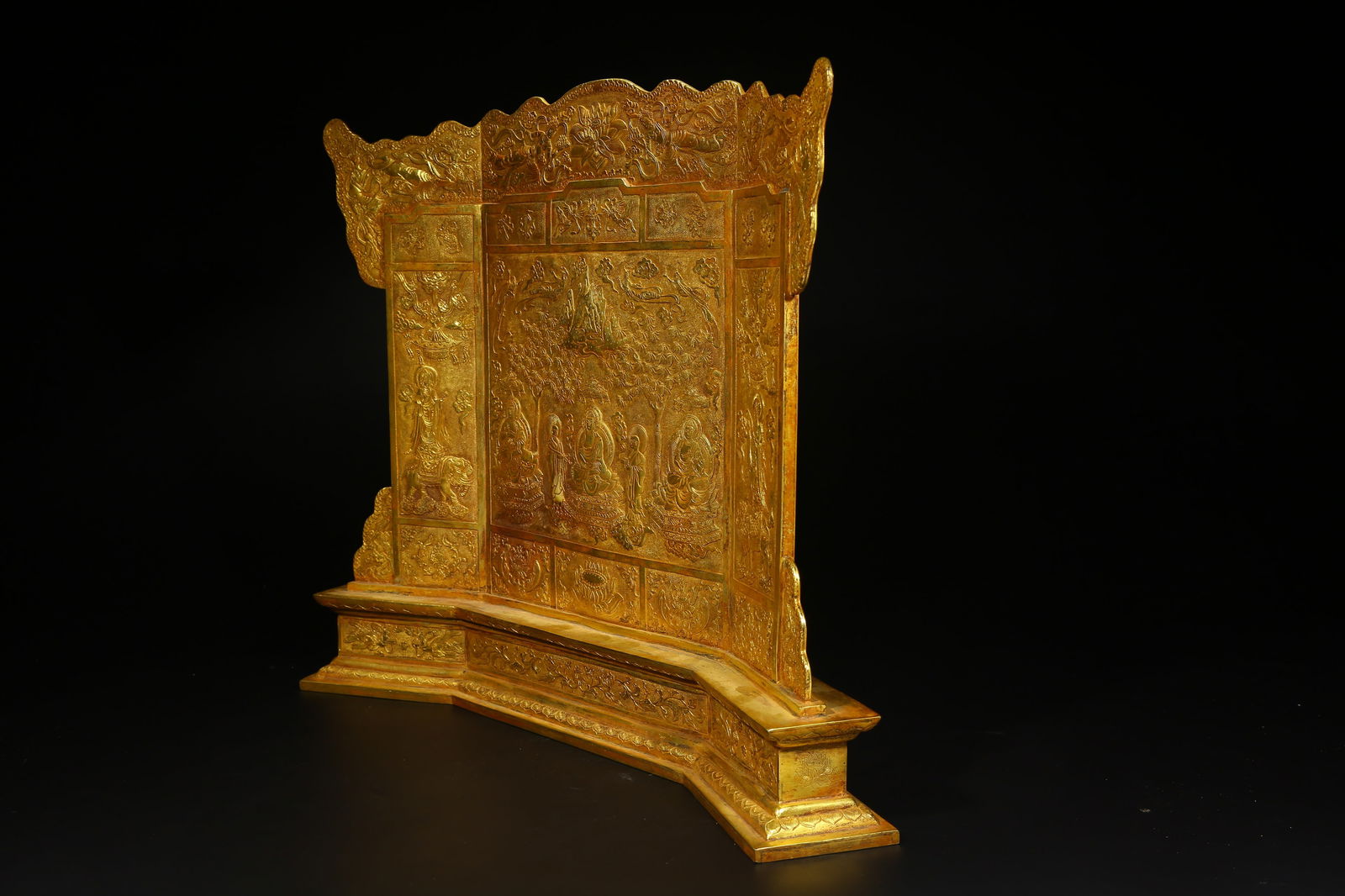 A GILT BRONZE BUDDHIST IMAGE PANEL SCREEN - 7