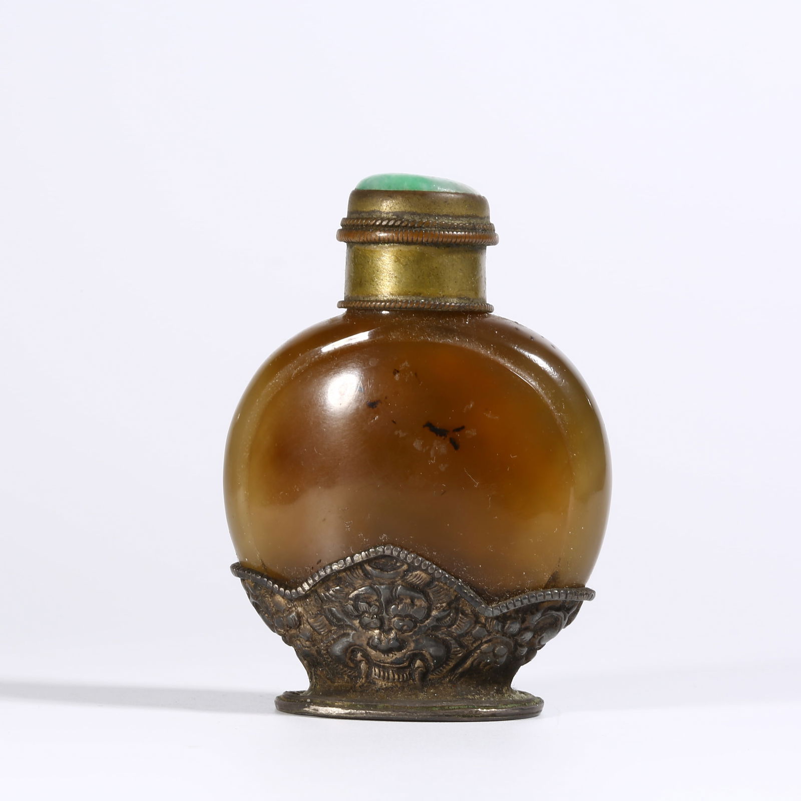 A AGATE SNUFF BOTTLE (1 of 8)