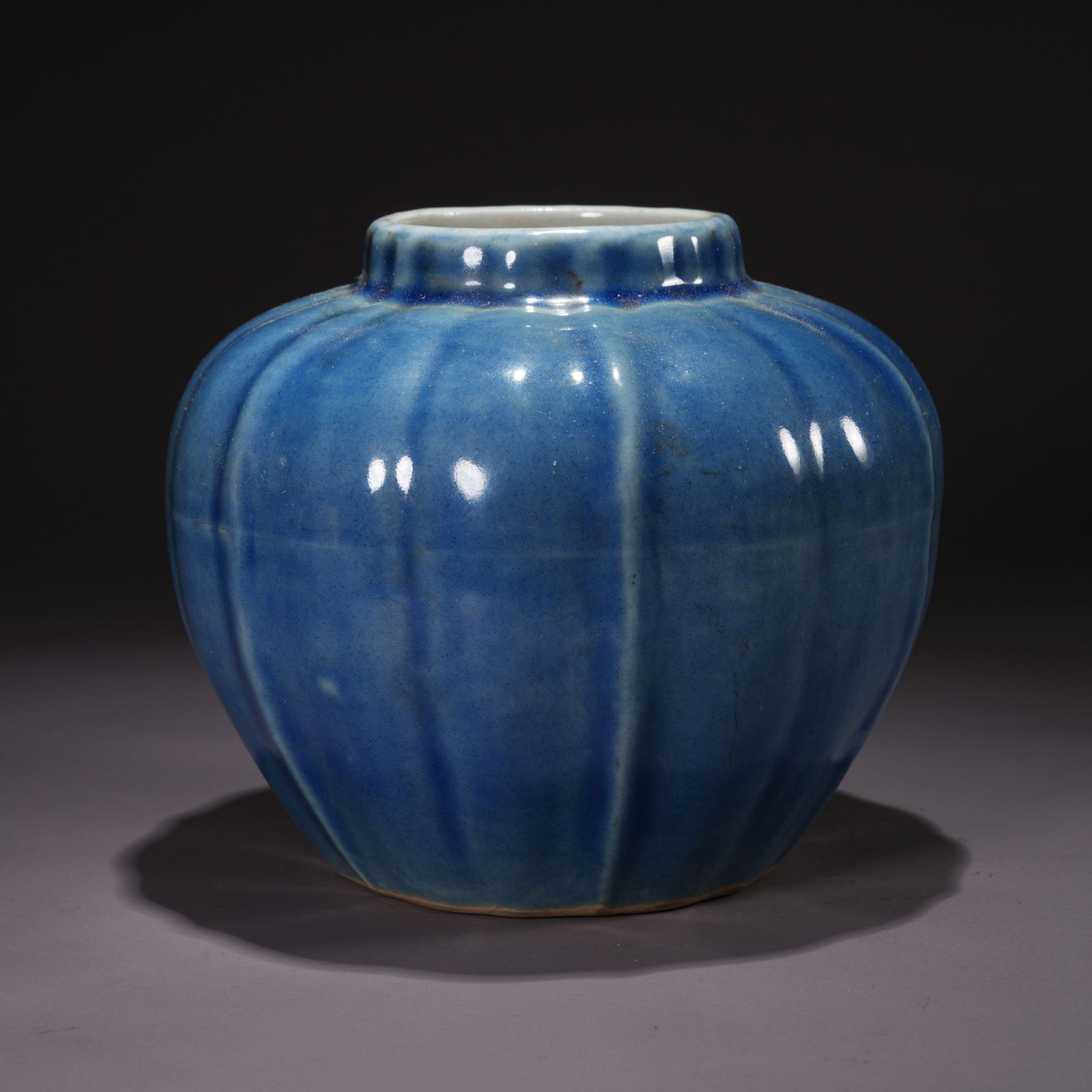 A BLUE-GLAZED JAR - 3