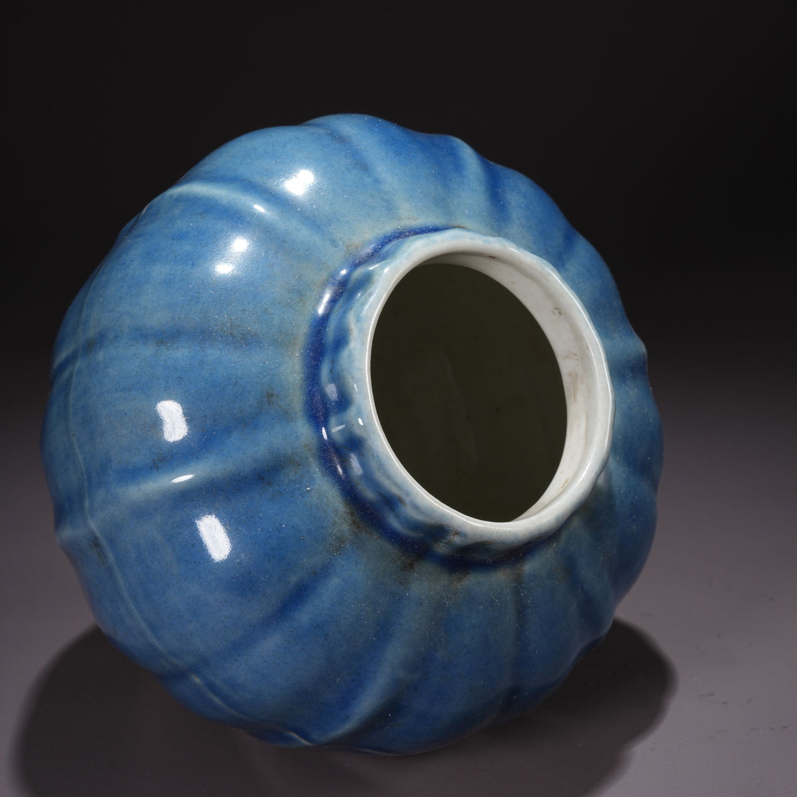A BLUE-GLAZED JAR - 7
